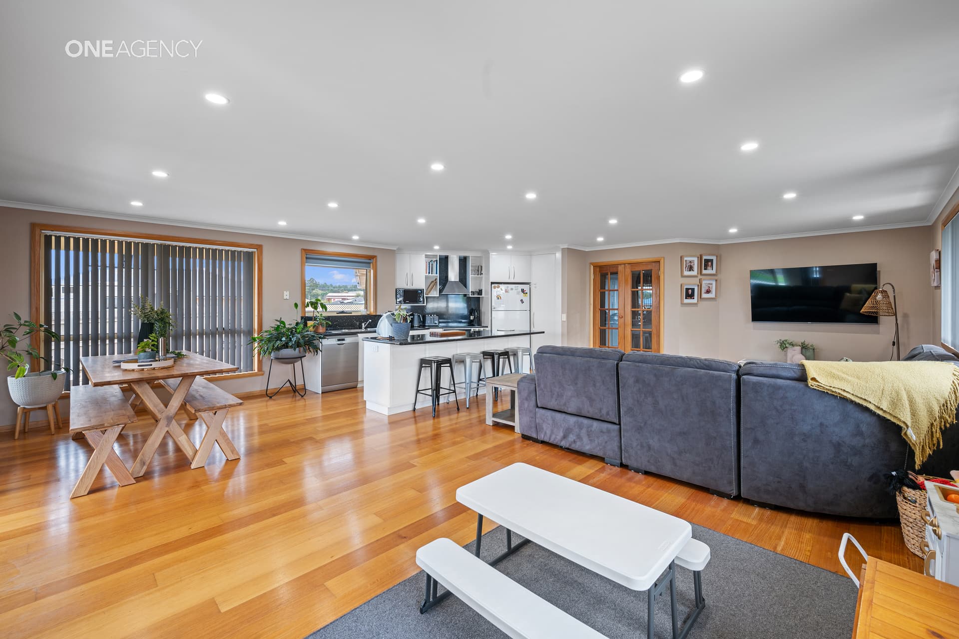 11 Cherry Grove, Latrobe, Latrobe - Thumbnail 5
