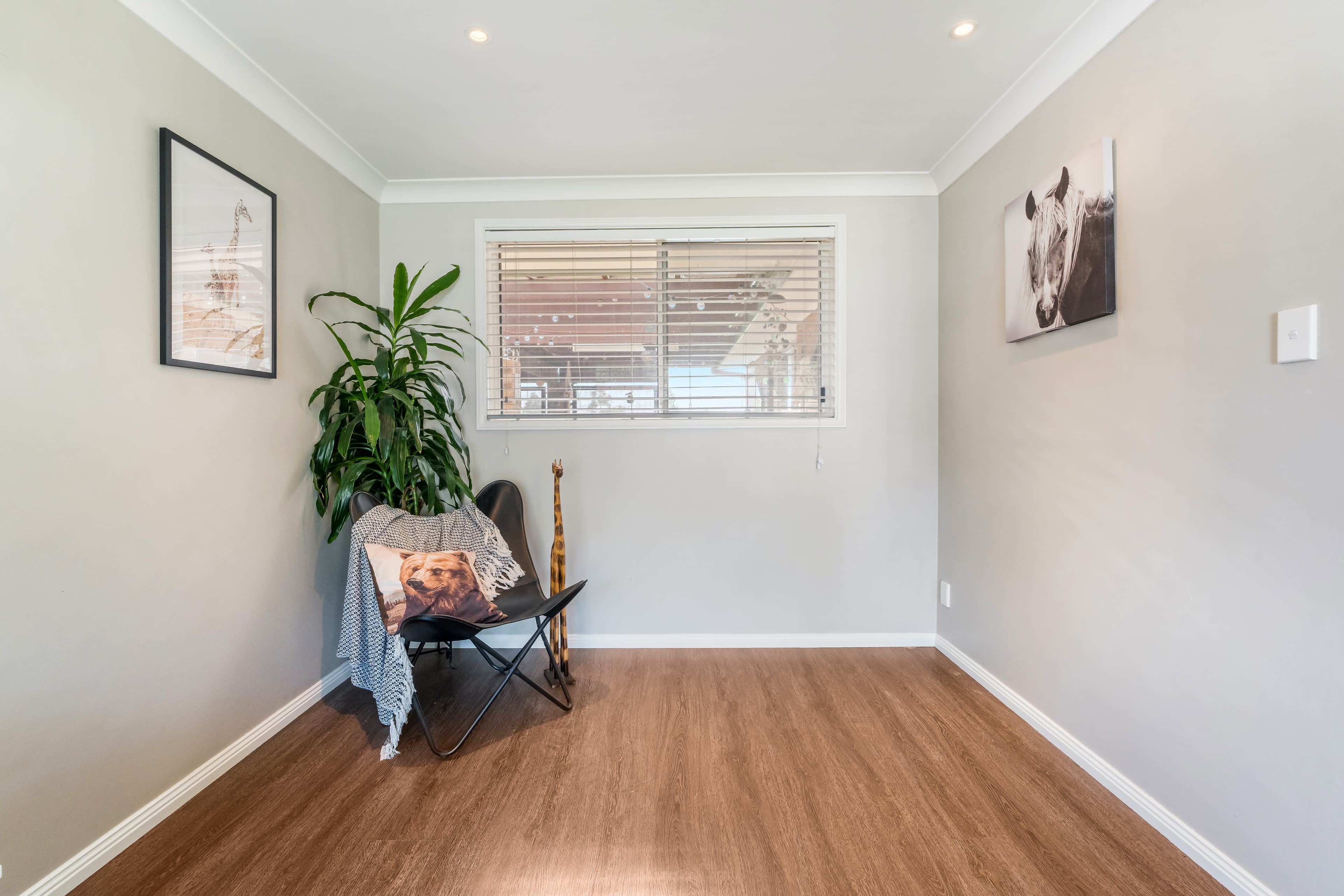 37 Pademelon Avenue, St Helens Park, St Helens Park - Thumbnail 5