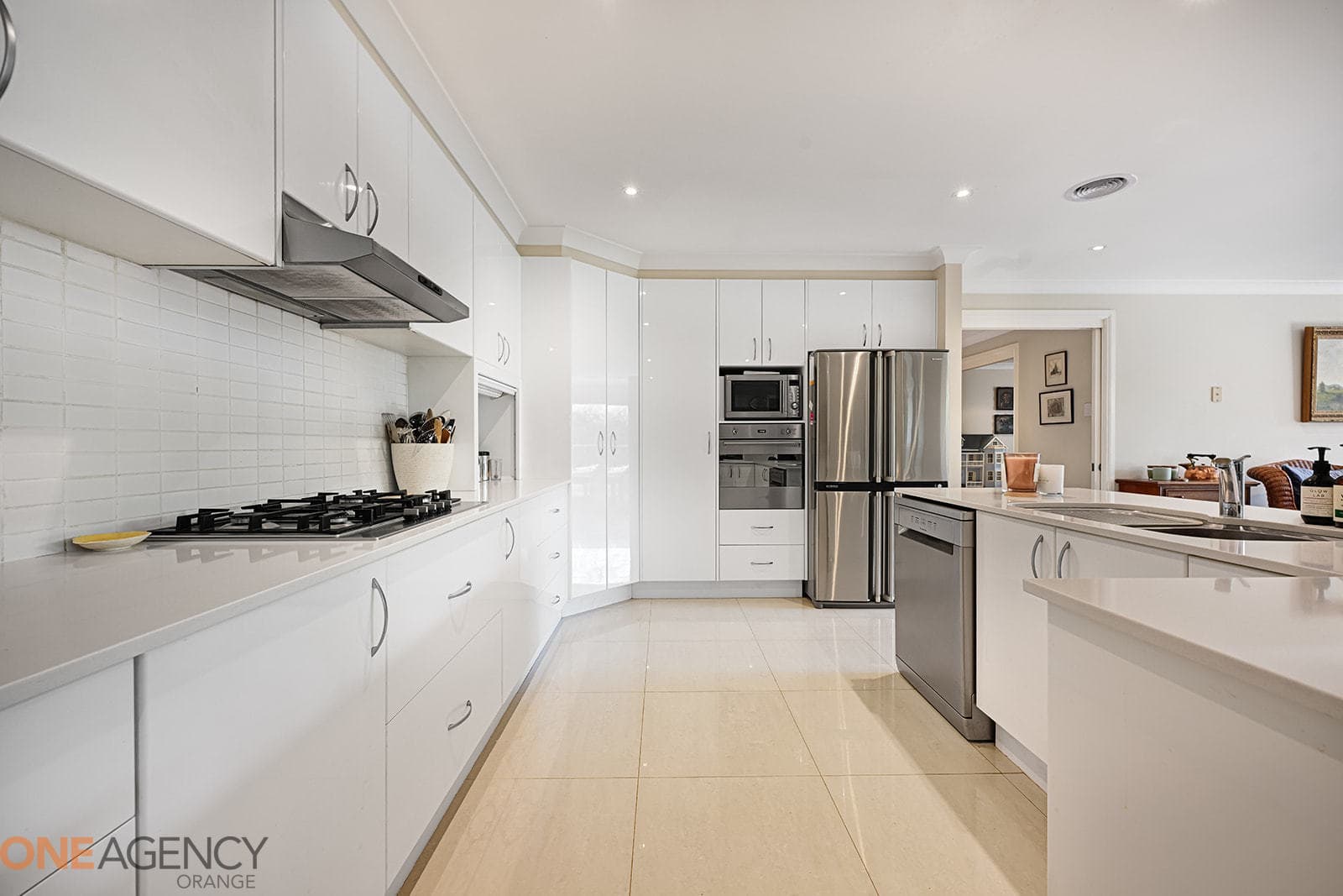 42 William Maker Drive, Orange, Orange - Thumbnail 3