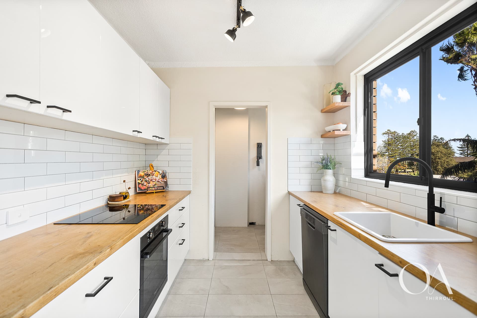 9/223-225 Lawrence Hargrave Drive, Thirroul, Thirroul - Thumbnail 2