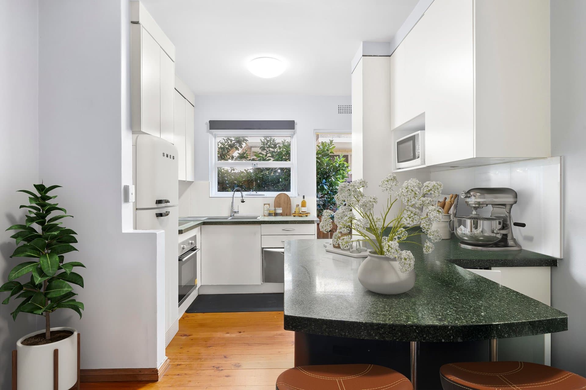 2/22 Lismore Avenue, Dee Why, Dee Why - Thumbnail 2