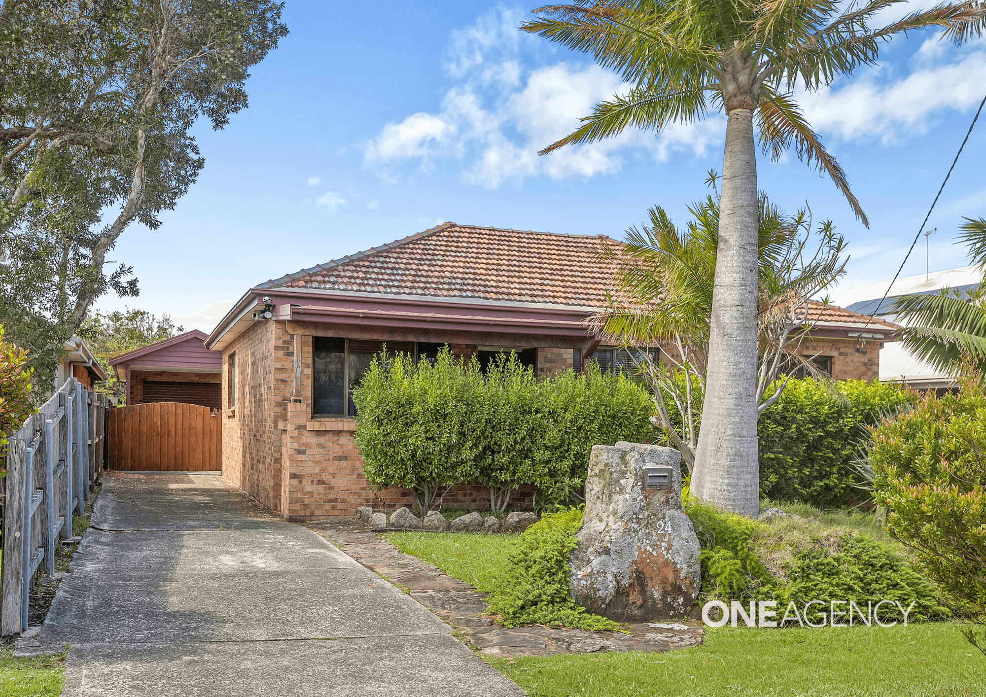 24 Aldridge Avenue, East Corrimal, East Corrimal - Thumbnail 2