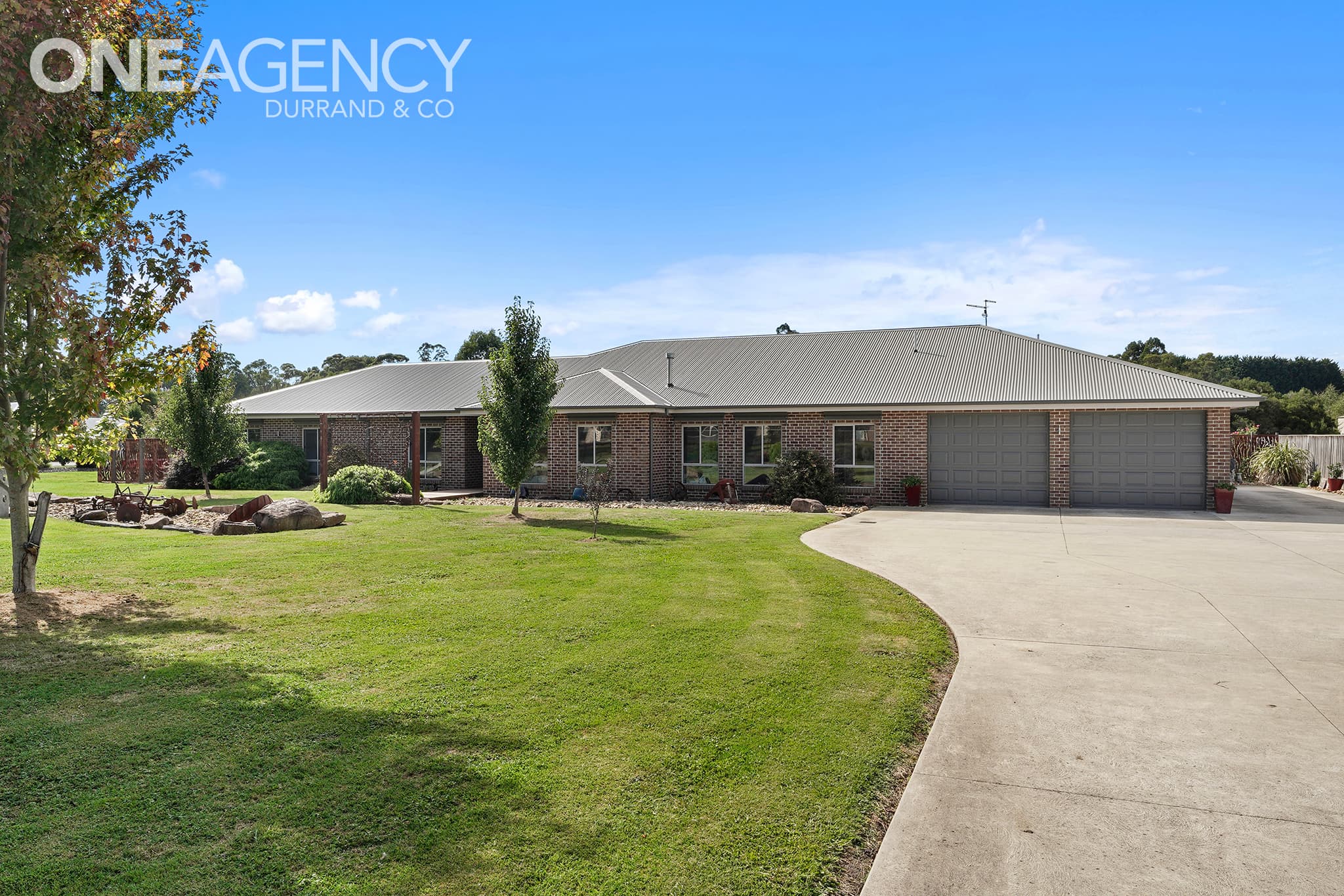 36 Amberly Drive, Drouin, Drouin - Image 1