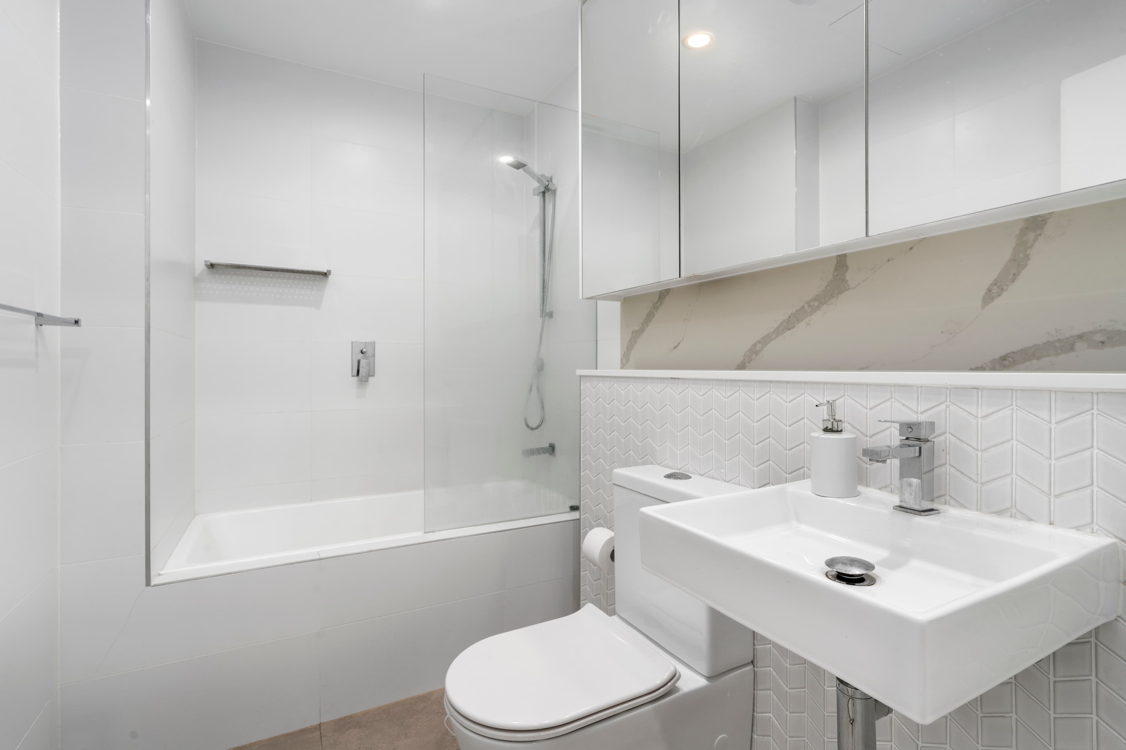 64/9-13 Goulburn Street, Warwick Farm, Warwick Farm - Thumbnail 8