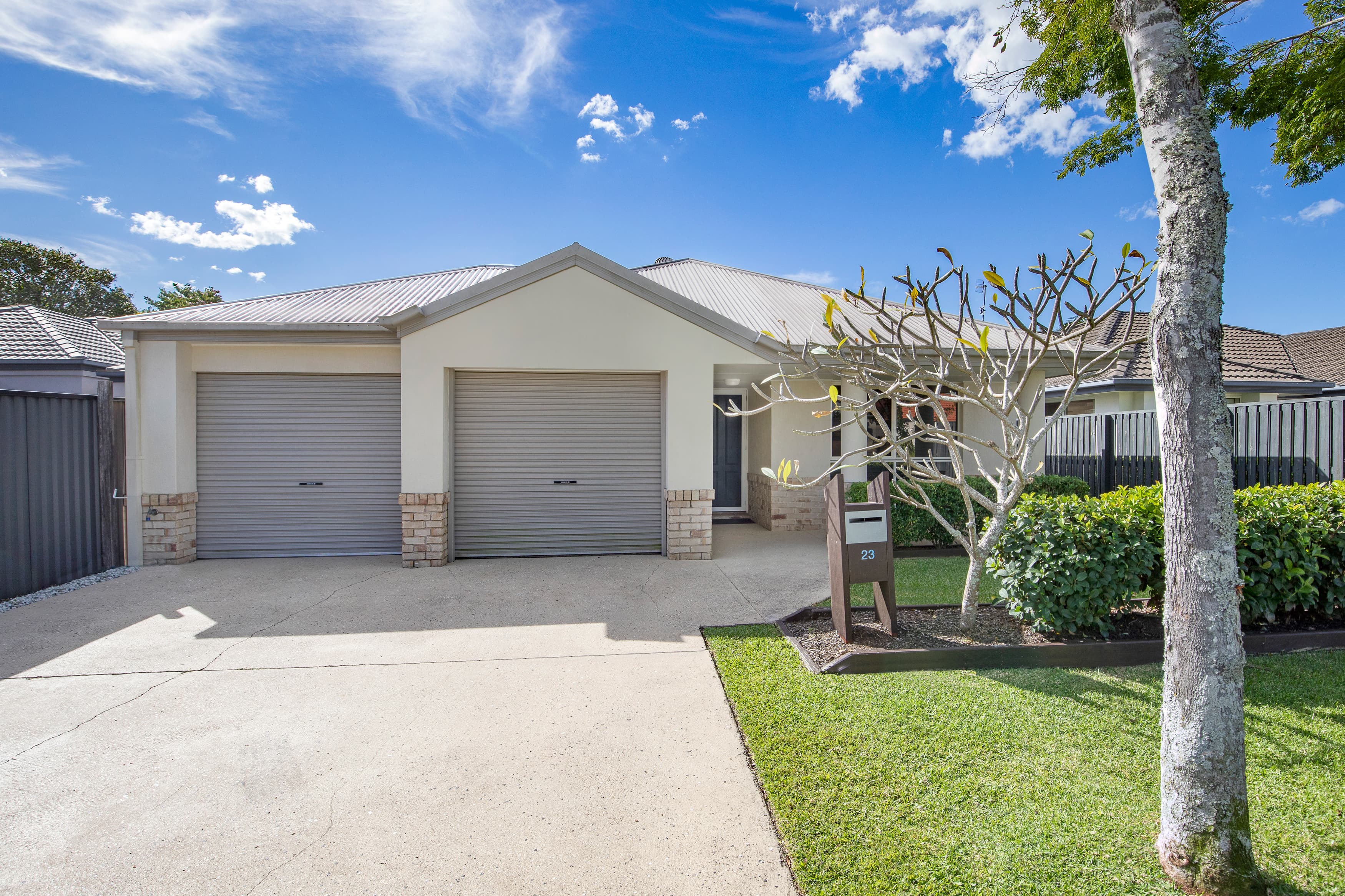 23 Rainbird Close, Burleigh Waters, Burleigh Waters - Image 1