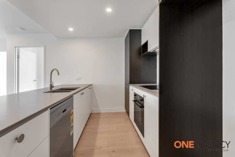 711/220 Melrose Drive, Phillip, Phillip - Image 1