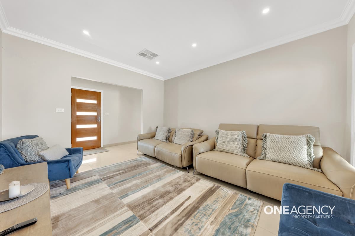 2/2 Valente Street, Altona Meadows, Altona Meadows - Thumbnail 3