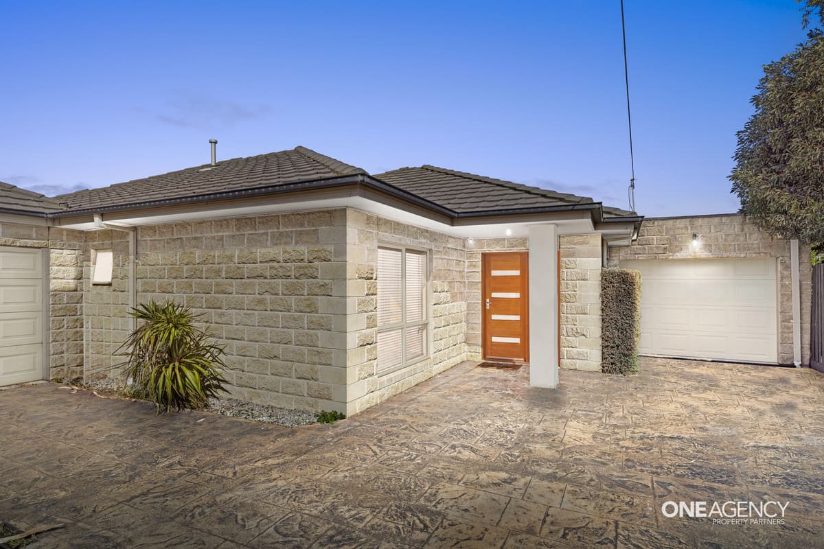 2/2 Valente Street, Altona Meadows, Altona Meadows - Image 1