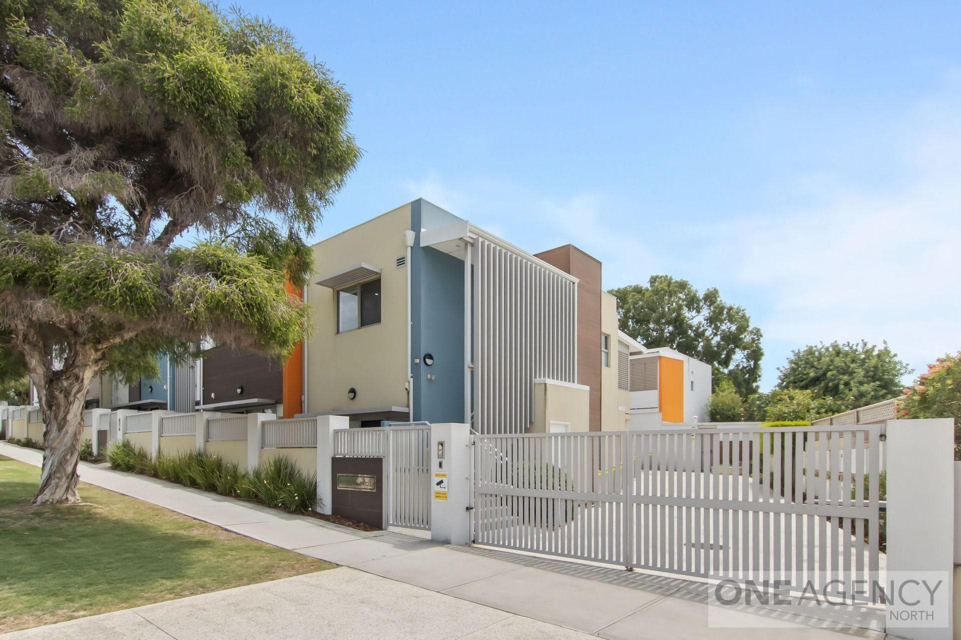 15/42 Shakespeare Street, Mount Hawthorn, Mount Hawthorn - Thumbnail 2
