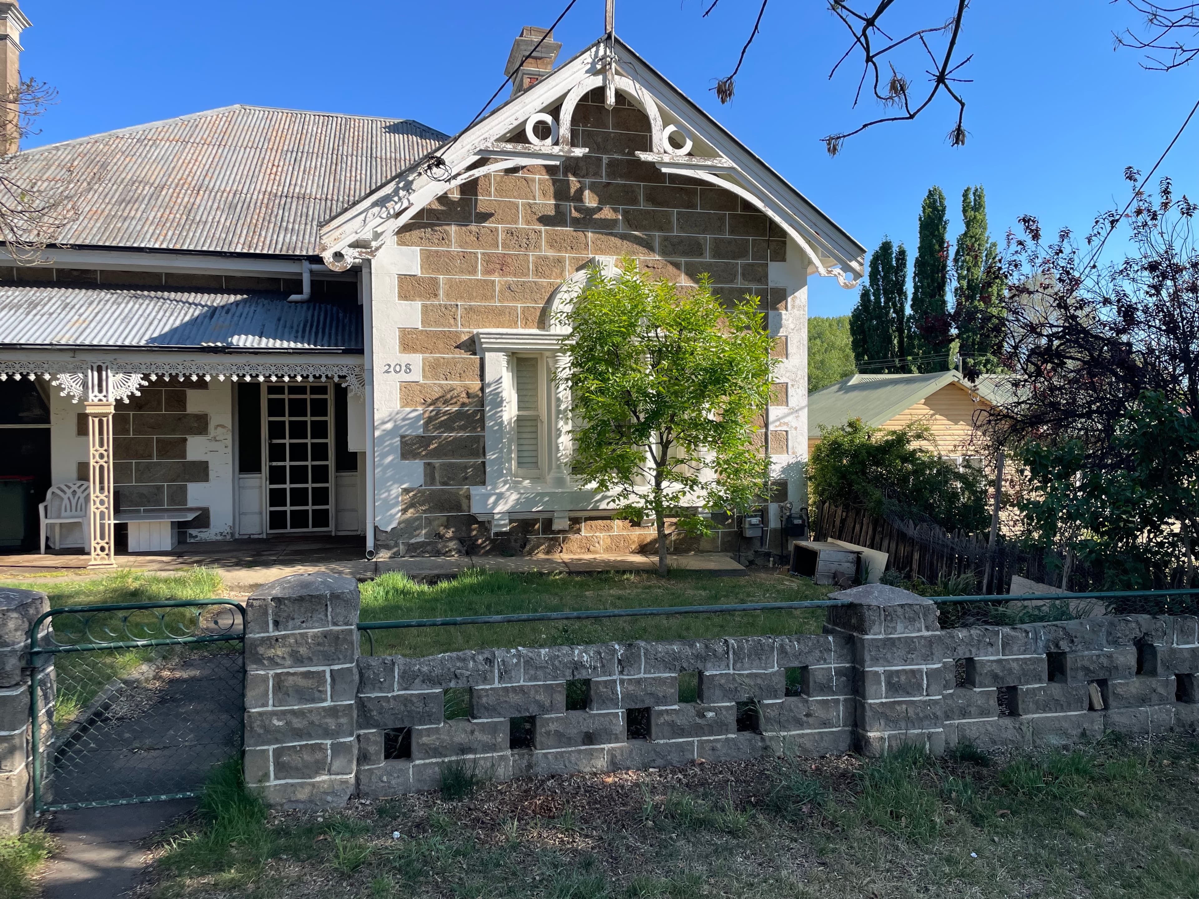 208 Sharp Street, Cooma, Cooma - Thumbnail 3