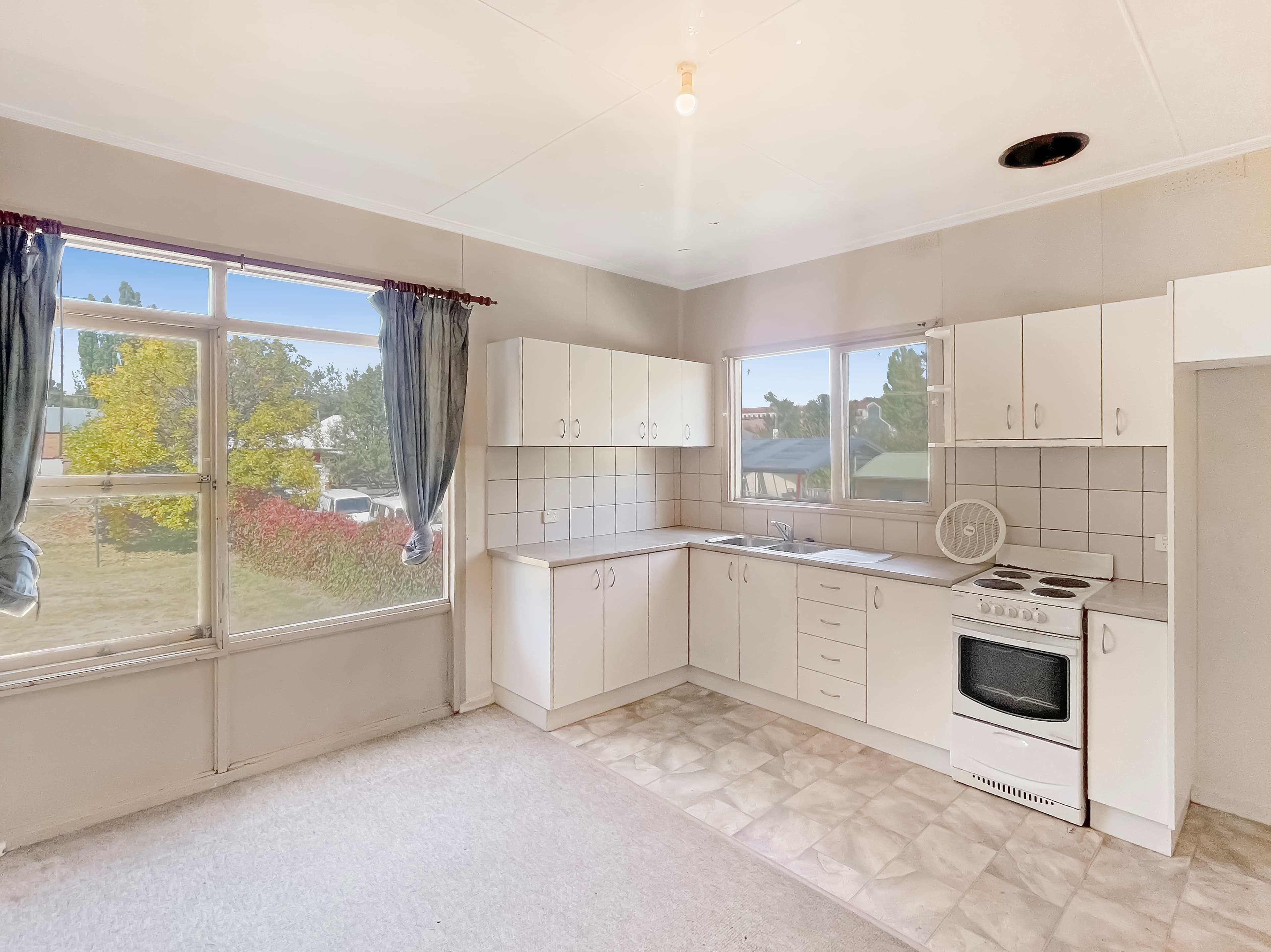 208 Sharp Street, Cooma, Cooma - Thumbnail 7