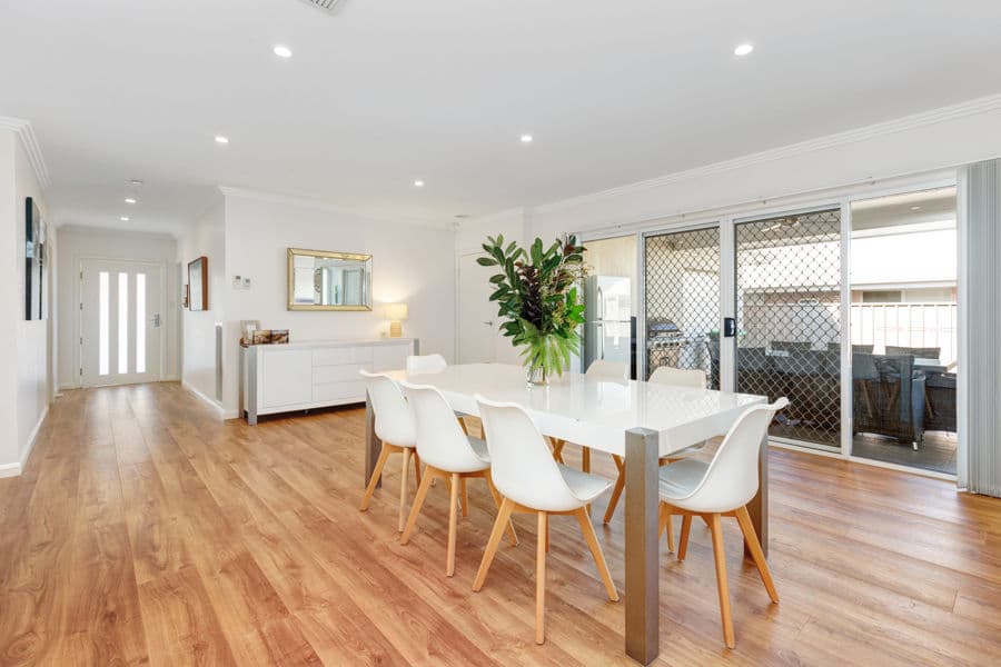 5 WARAMBEE Street, Glenfield Park, Glenfield Park - Thumbnail 4