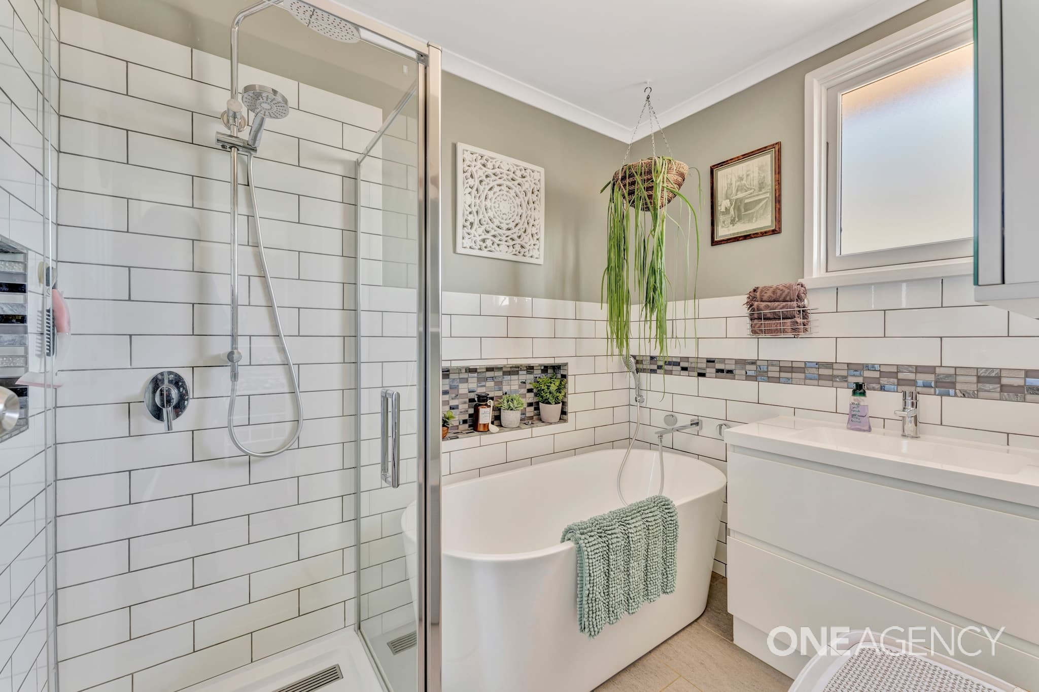25 Colegrave Road, Upper Burnie, Upper Burnie - Thumbnail 7