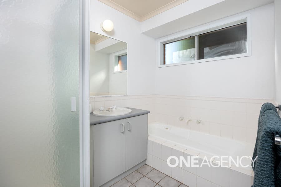 1 KIMBA Drive, Glenfield Park, Glenfield Park - Thumbnail 8