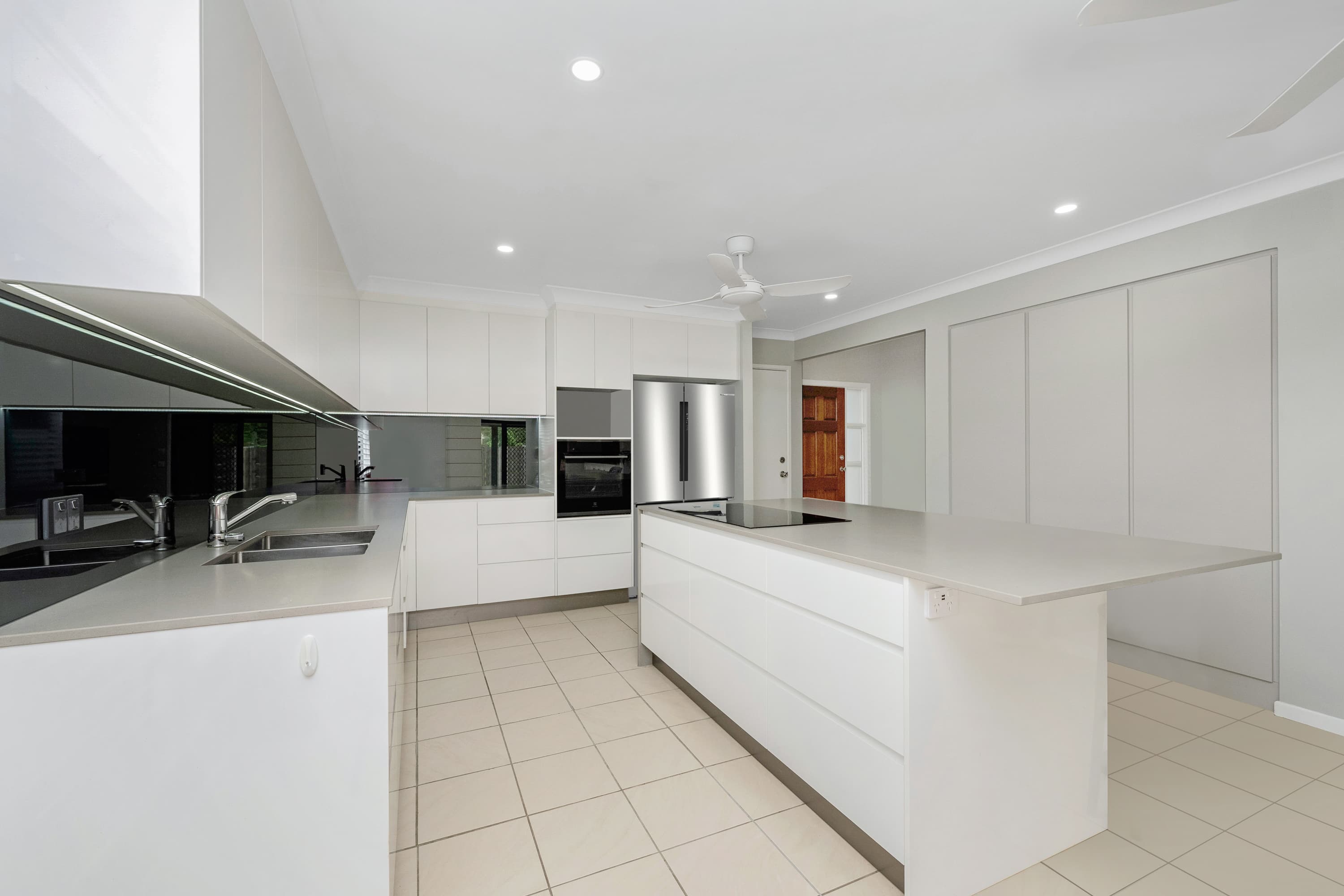 19 Chesham Drive, Kirwan, Kirwan - Thumbnail 3