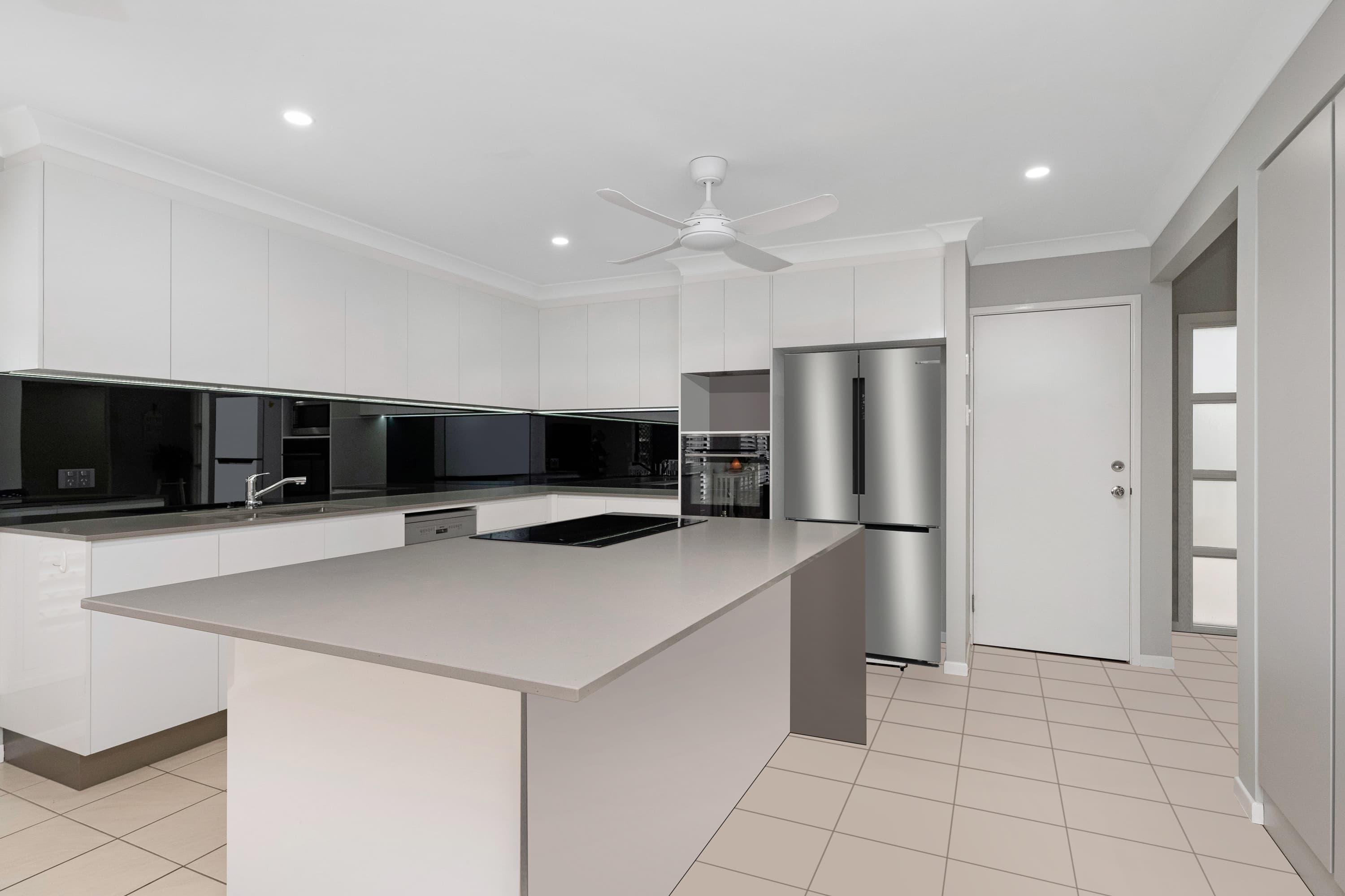 19 Chesham Drive, Kirwan, Kirwan - Thumbnail 5
