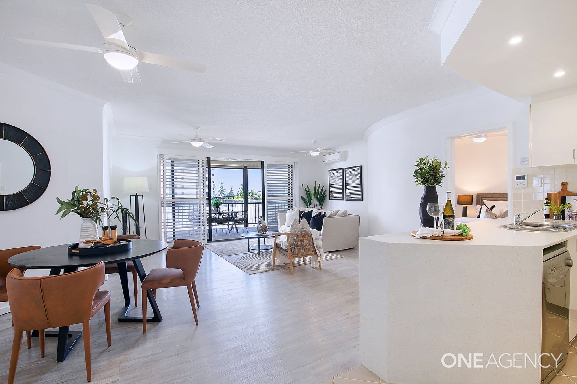 12/3 Rock Street, Scarborough, Scarborough - Image 1