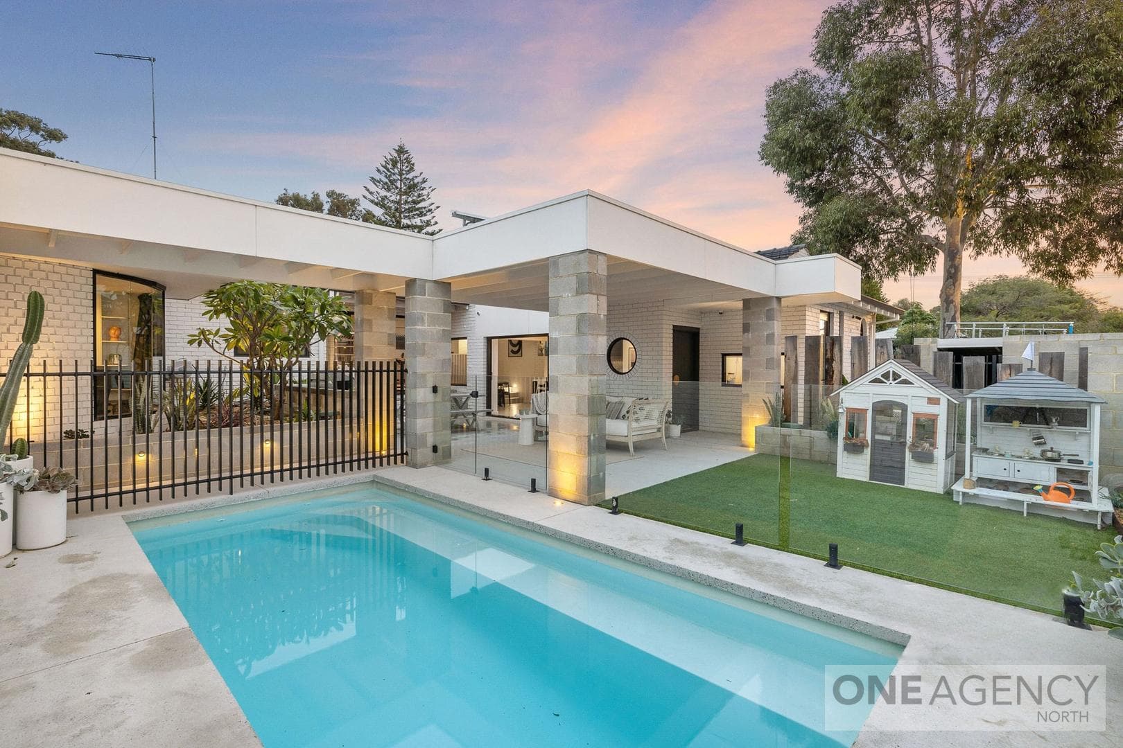 52 Luccombe Way, Karrinyup, Karrinyup - Image 1