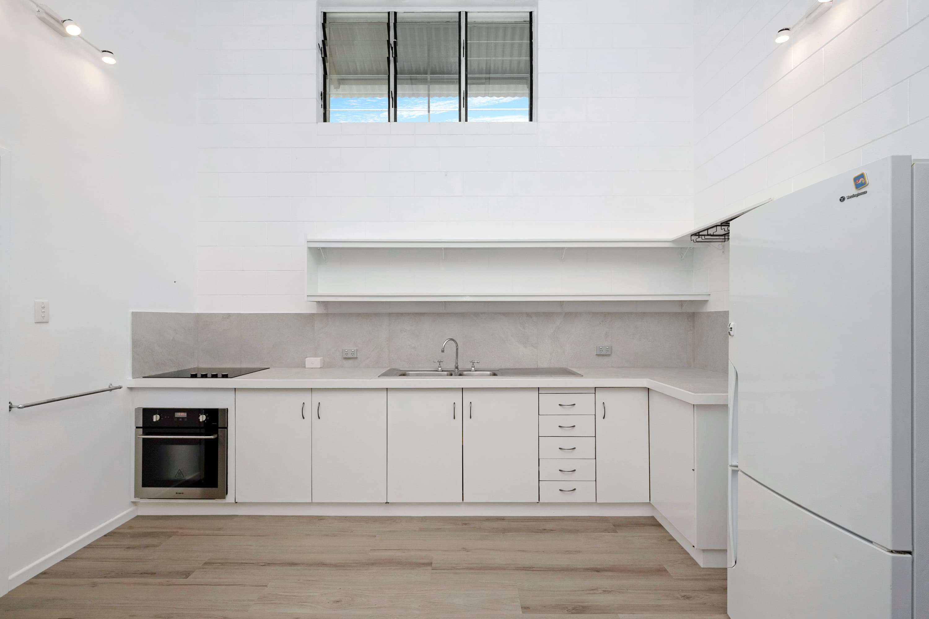 1/6 Howitt Street, North Ward, North Ward - Thumbnail 3