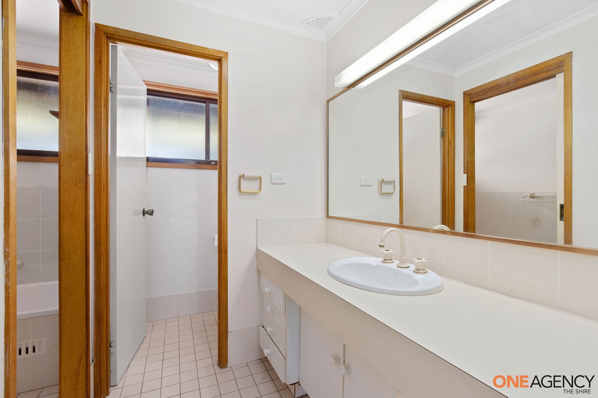 25 Heritage Drive, Illawong, Illawong - Thumbnail 8