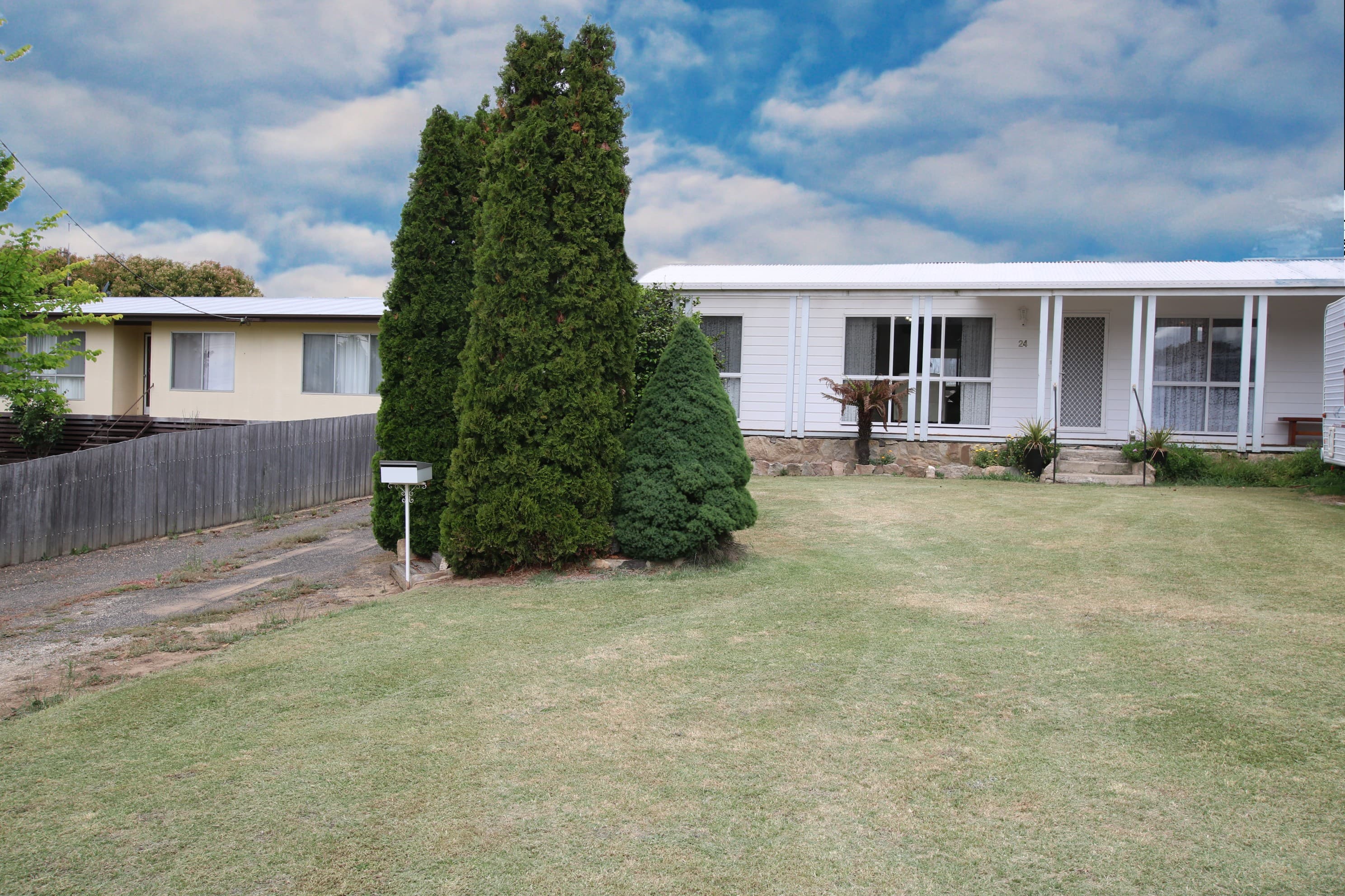 24 Iris Street, Bombala, Bombala - Image 1