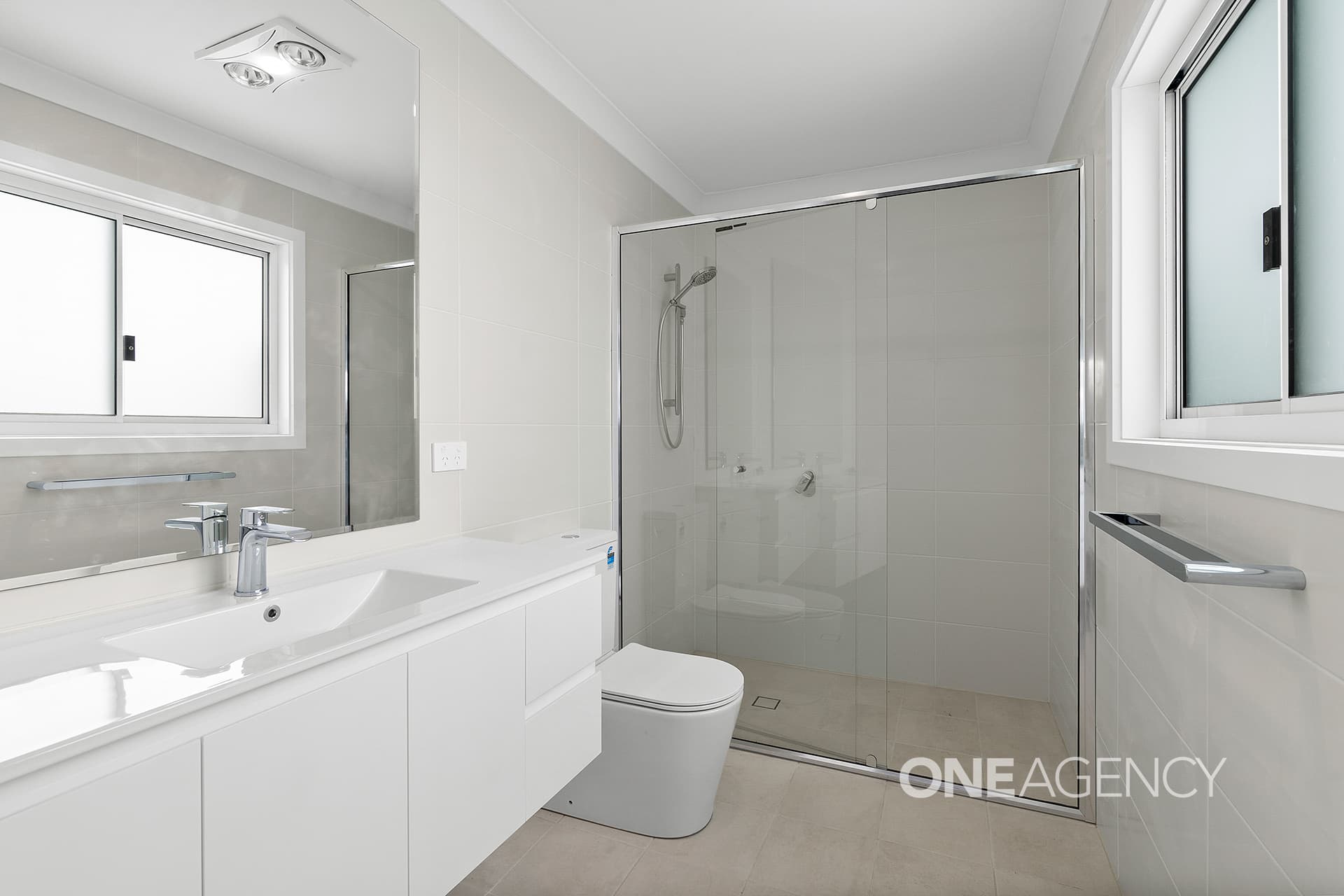 1 / 28 Coomea Street, Bomaderry, Bomaderry - Thumbnail 3