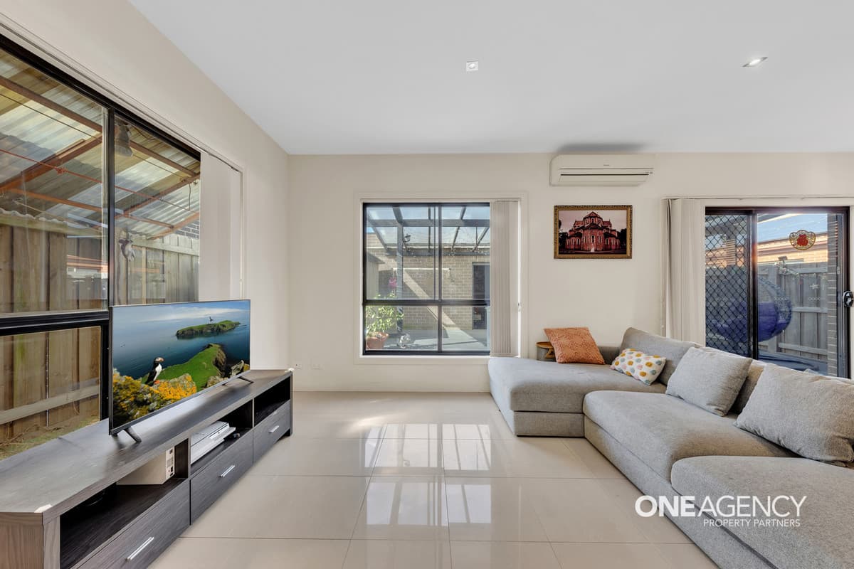 1/6 Lynch Court, Altona Meadows, Altona Meadows - Thumbnail 3
