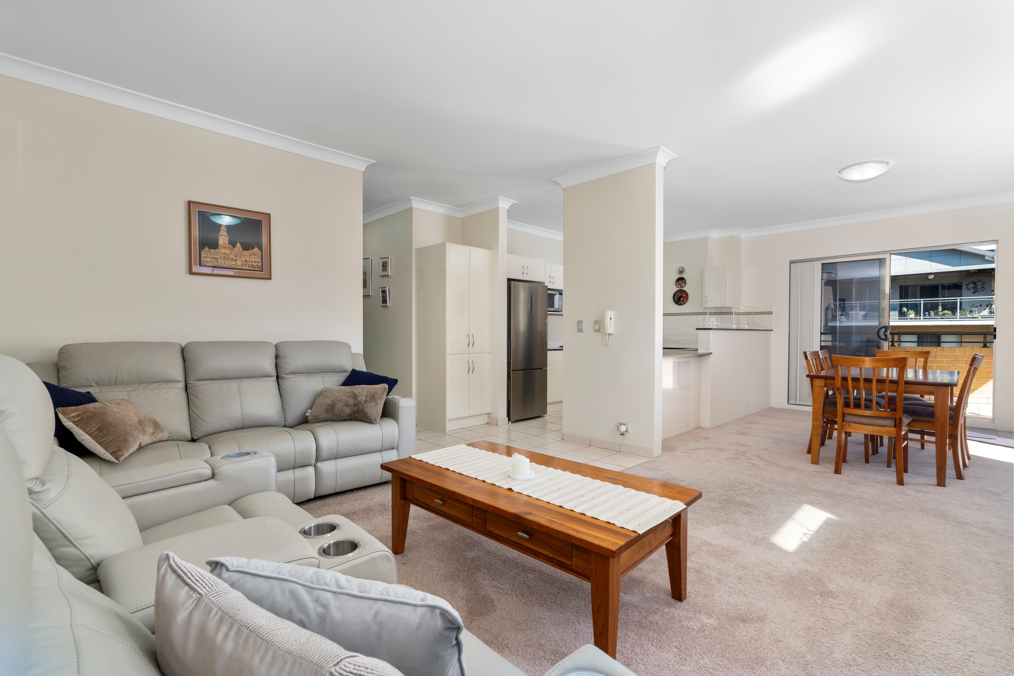 21/8-10 Browne Parade, Warwick Farm, Warwick Farm - Thumbnail 3