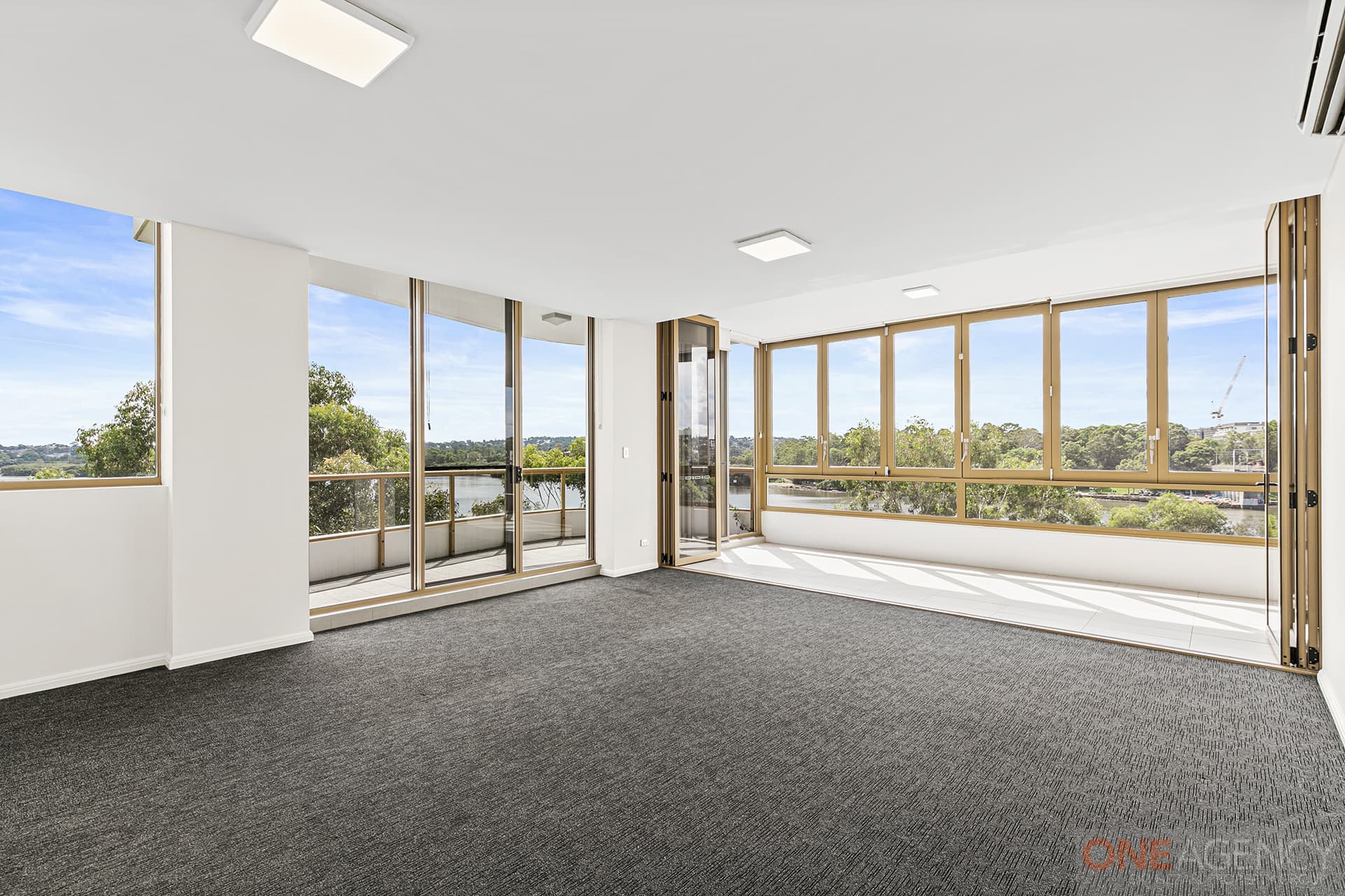 740/2 Mill Park Street, Rhodes, Rhodes - Thumbnail 2