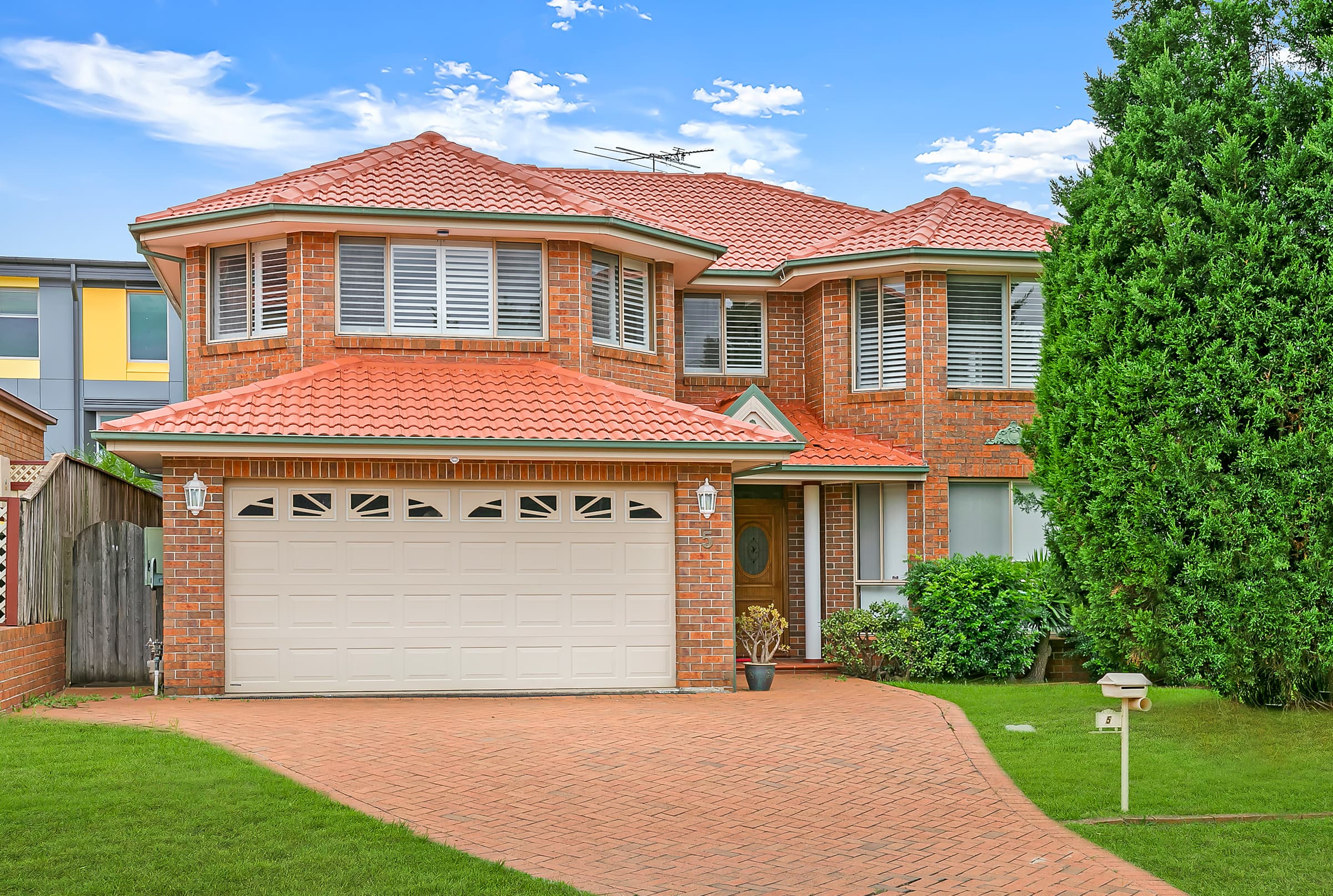 5 Bellemarie Drive, Castle Hill, Castle Hill - Image 1