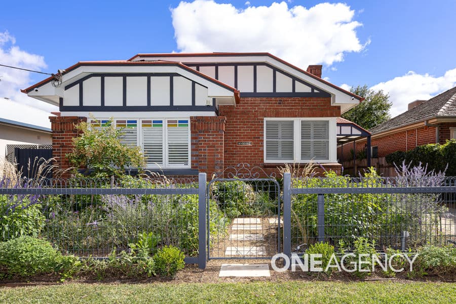 57 WOLLUNDRY Avenue, Wagga Wagga, Wagga Wagga - Image 1