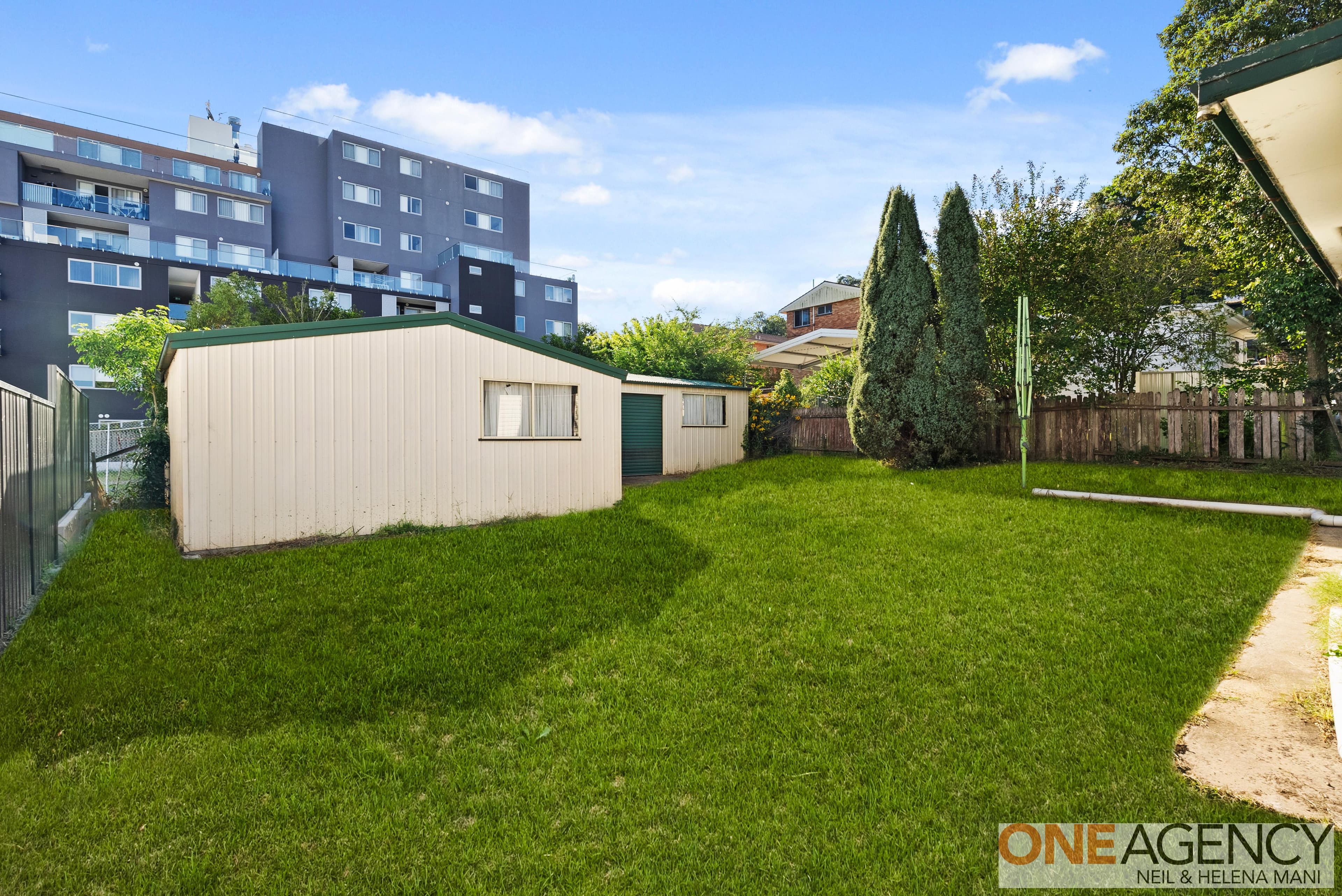 12 Moore Street, West Gosford, West Gosford - Thumbnail 7