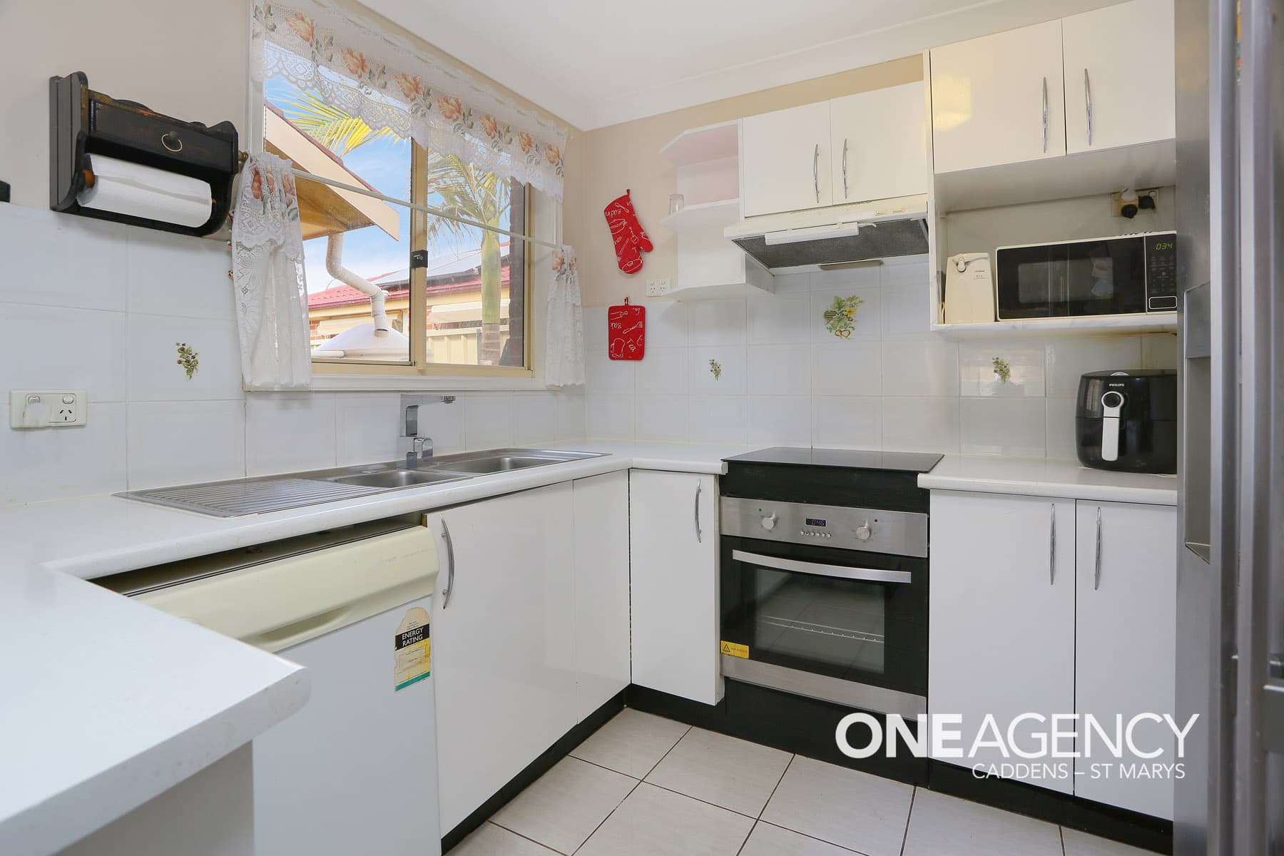 34 Gershwin Crescent, Claremont Meadows, Claremont Meadows - Thumbnail 2