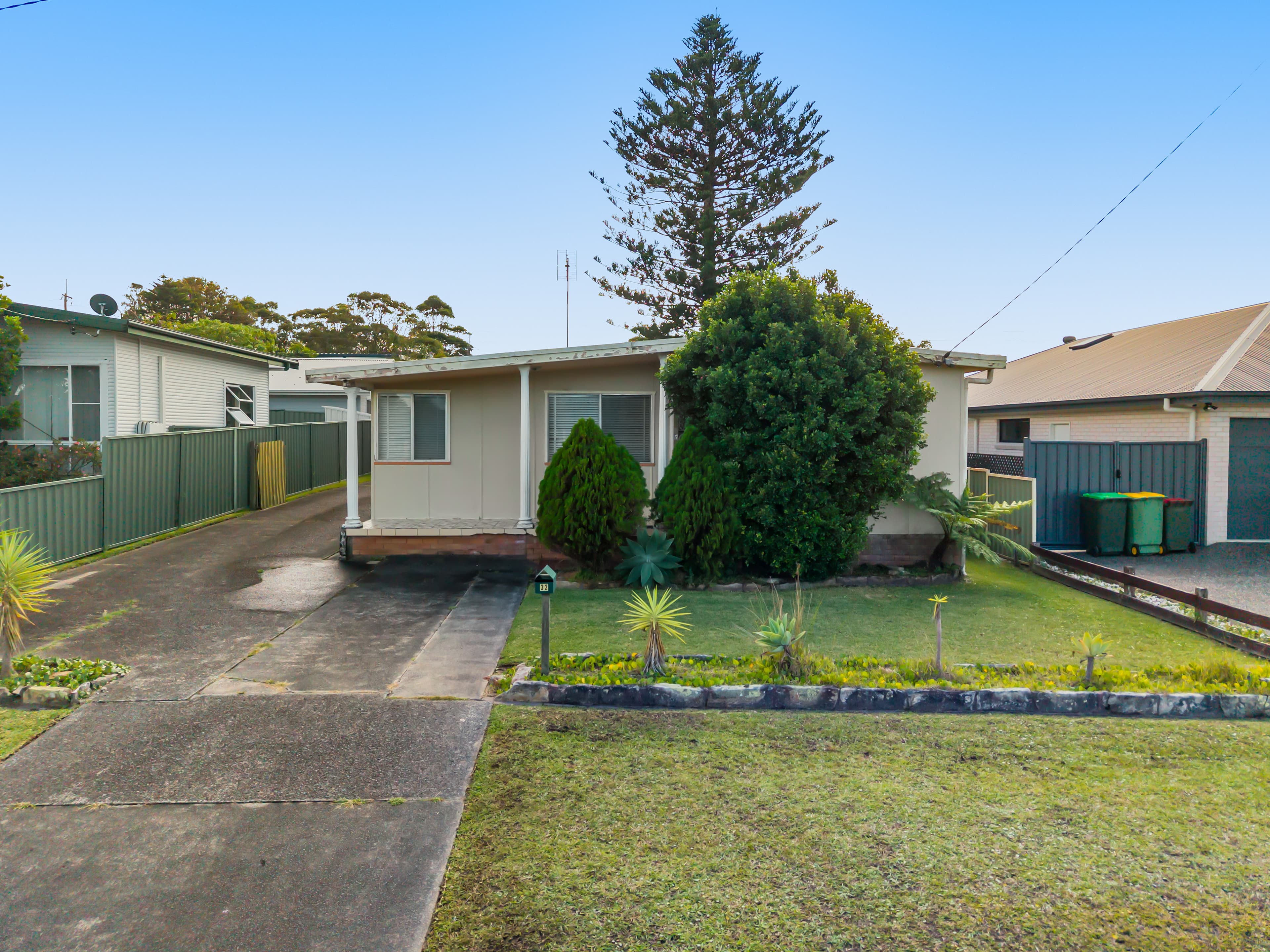 32 Beachcomber Parade, Toukley, Toukley - Image 1