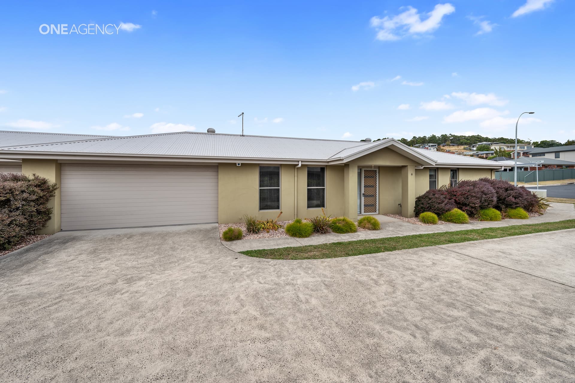 6/2-3 Washington Drive, Stony Rise, Stony Rise - Thumbnail 2