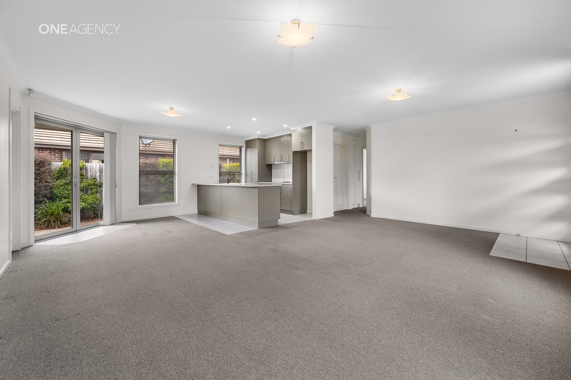 6/2-3 Washington Drive, Stony Rise, Stony Rise - Thumbnail 3