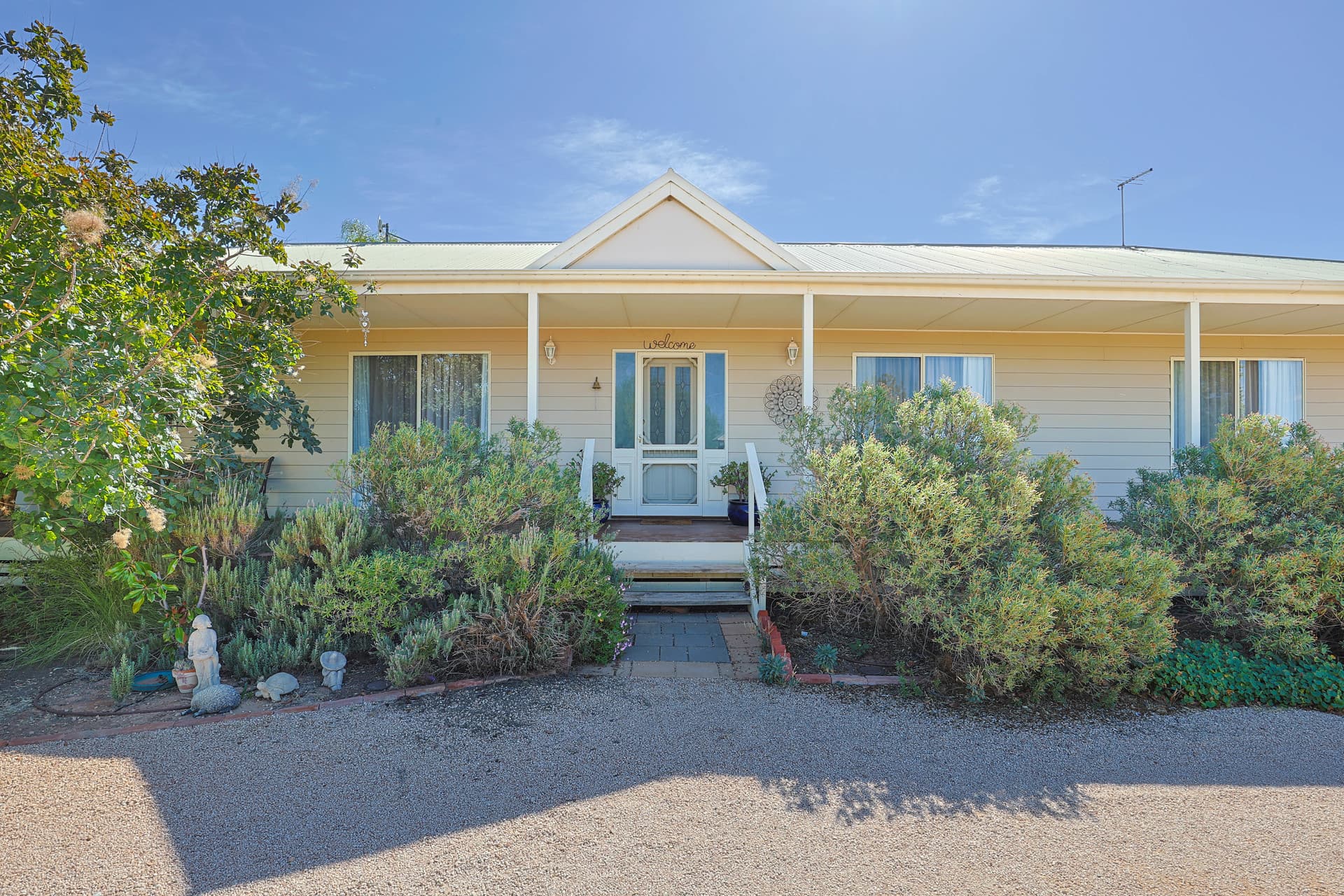 3255 Benetook Avenue, Mildura, Mildura - Thumbnail 2