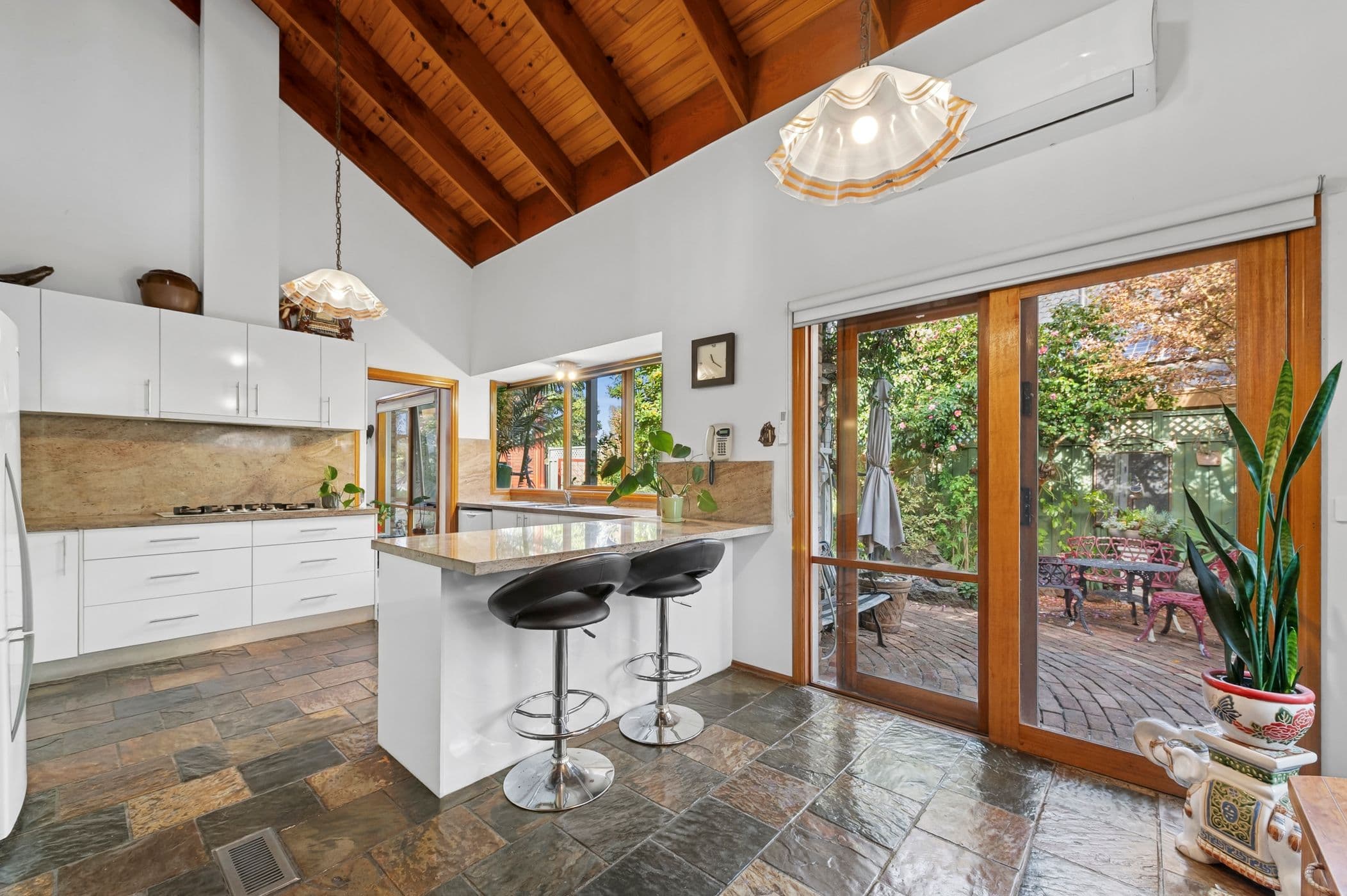 26 Golfwood Close, Dingley Village, Dingley Village - Thumbnail 5