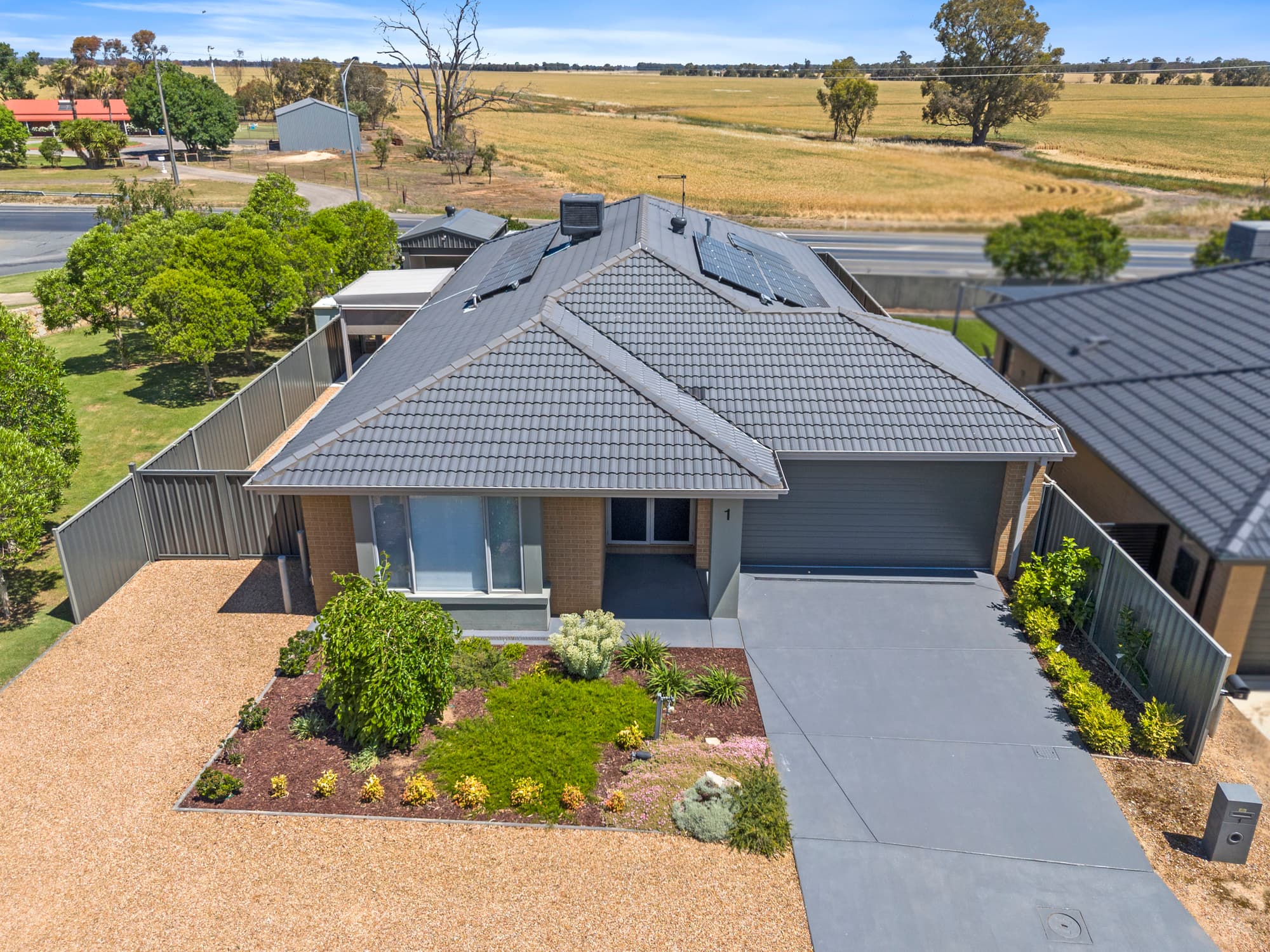 1 Robinson Way, Yarrawonga, Yarrawonga - Thumbnail 3