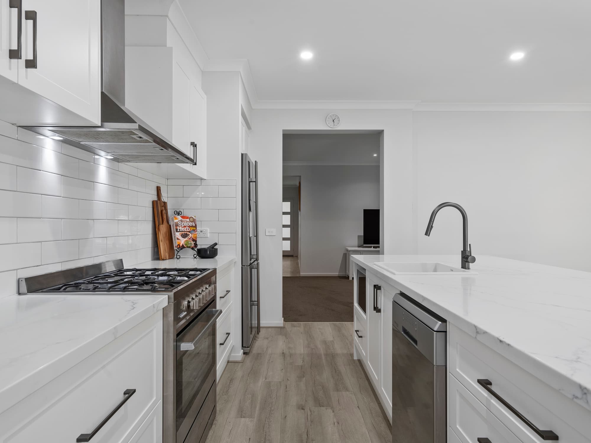 1 Robinson Way, Yarrawonga, Yarrawonga - Thumbnail 7