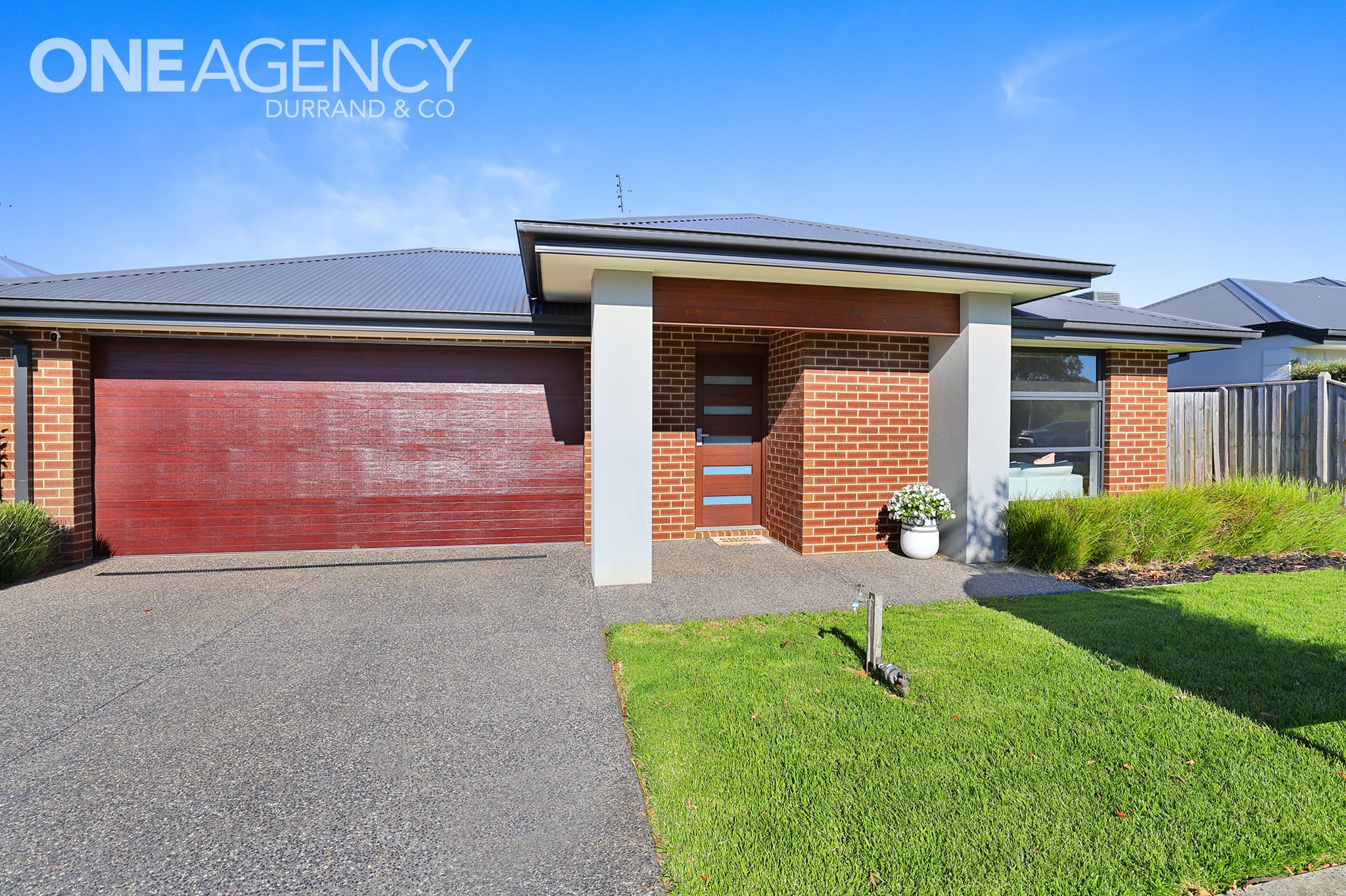 15 Streeton Drive, Warragul, Warragul - Image 1