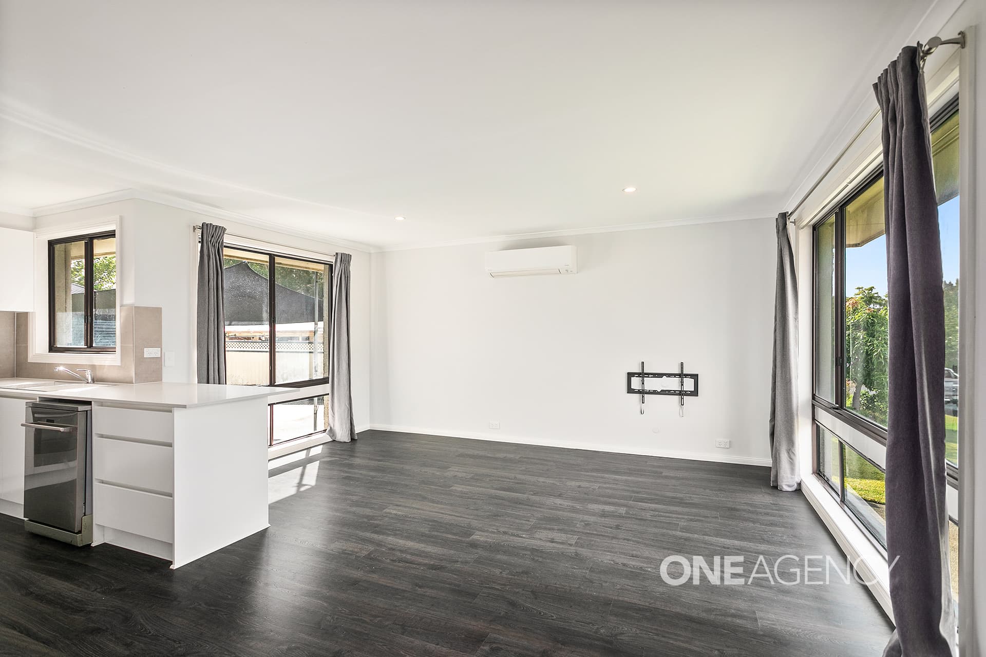52 Cawdell Drive, Albion Park, Albion Park - Thumbnail 2