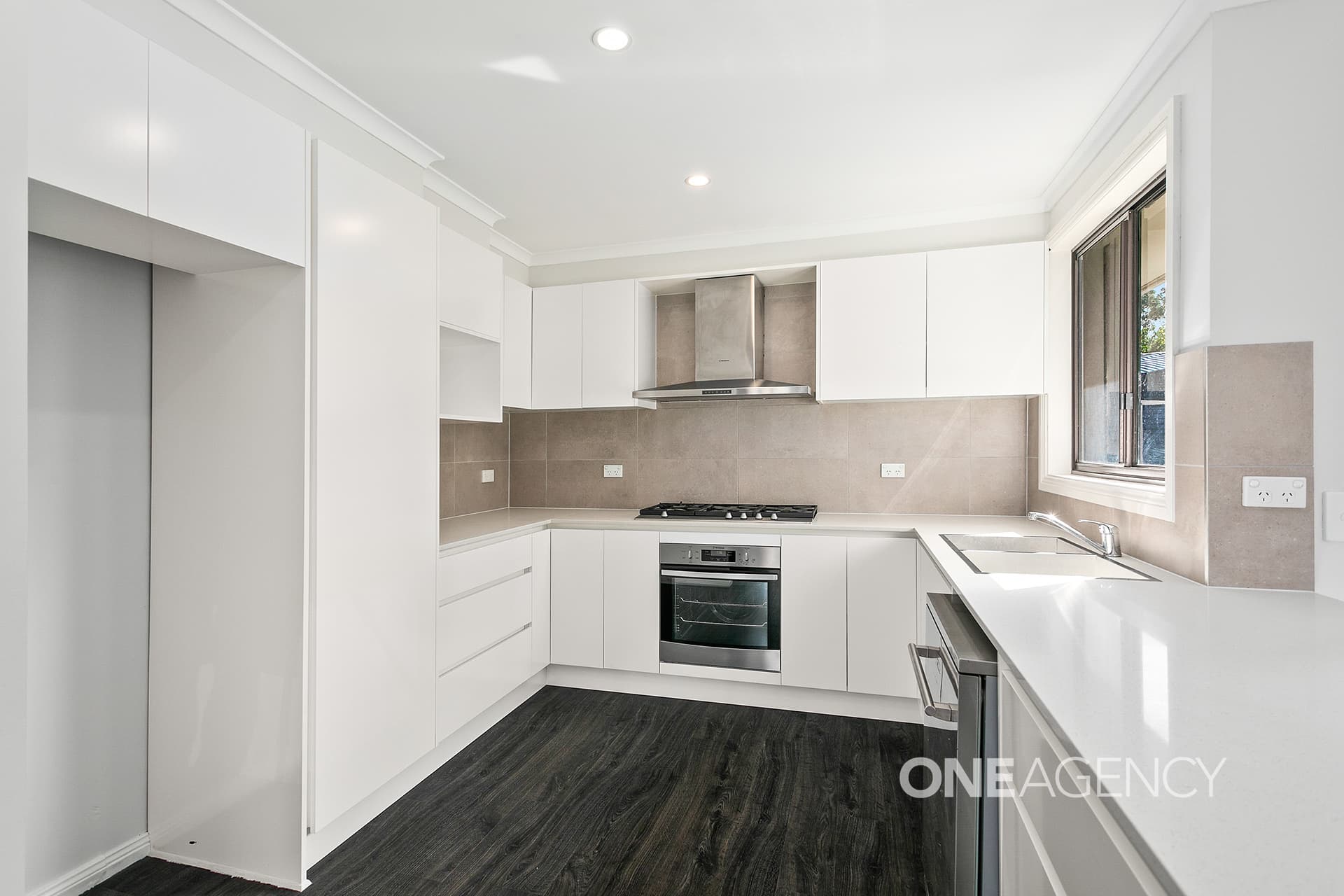 52 Cawdell Drive, Albion Park, Albion Park - Thumbnail 3