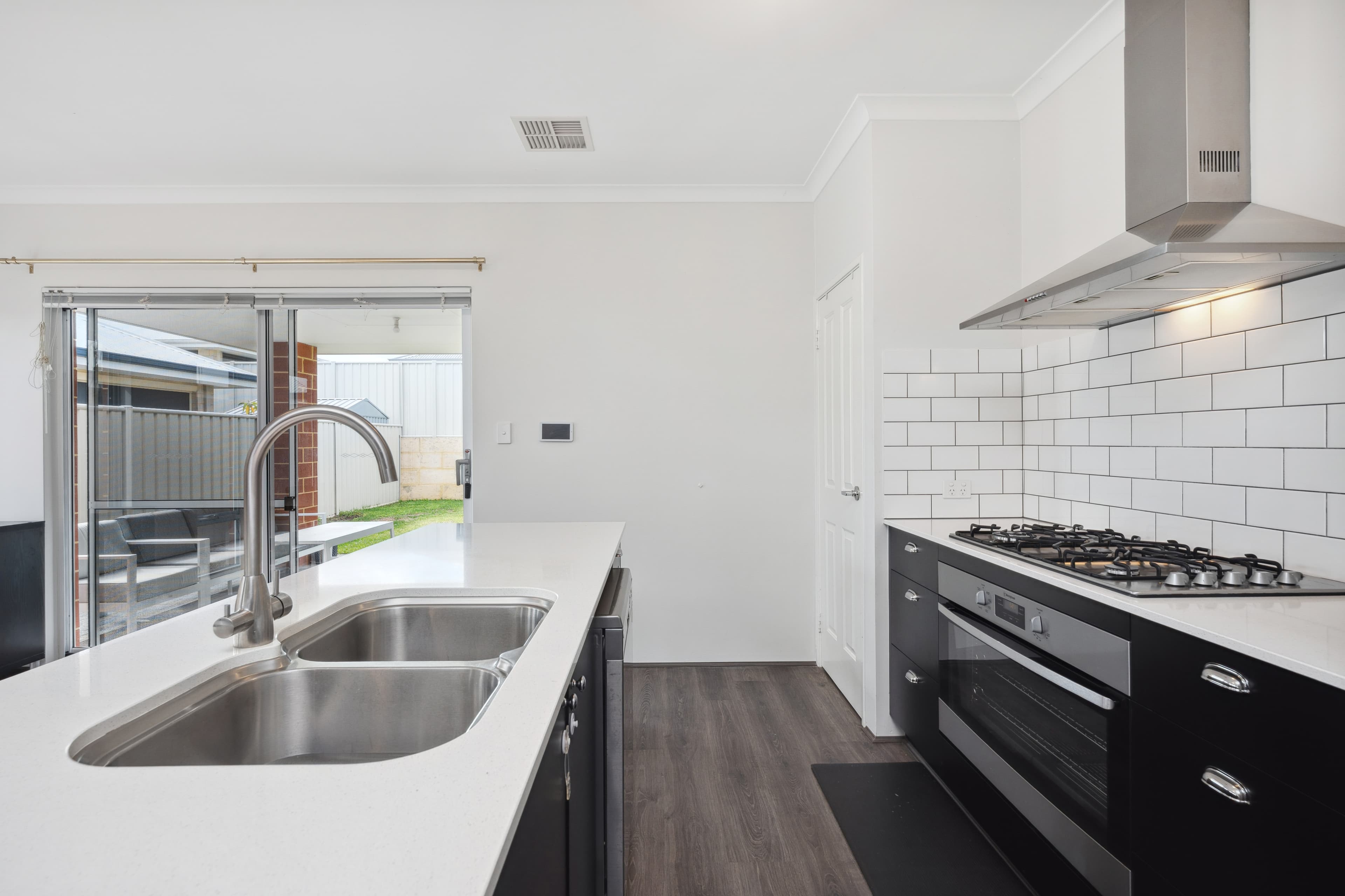 21 Taincrow Way, Golden Bay, Golden Bay - Thumbnail 5