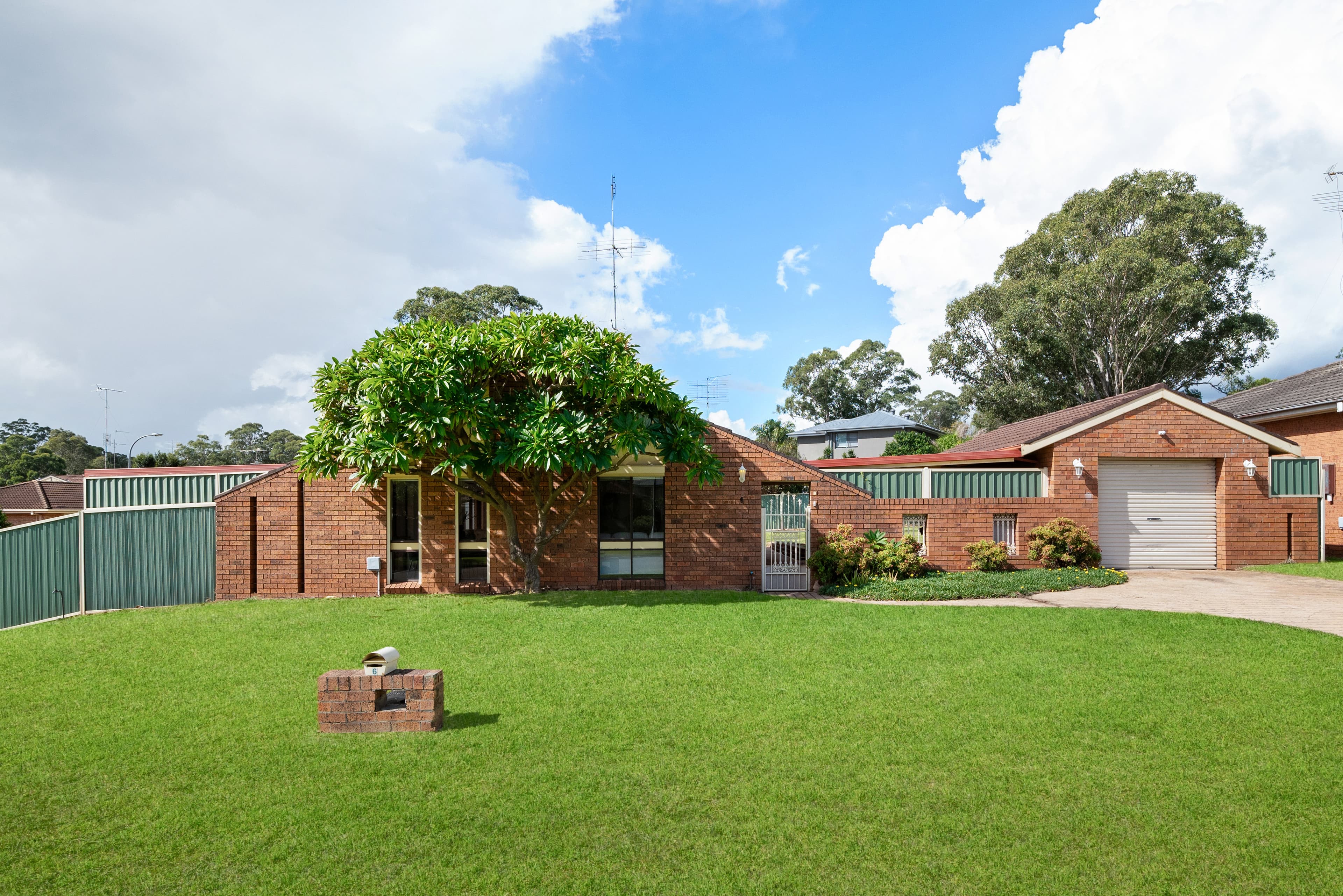 6 Farmview Drive, Cranebrook, Cranebrook - Image 1