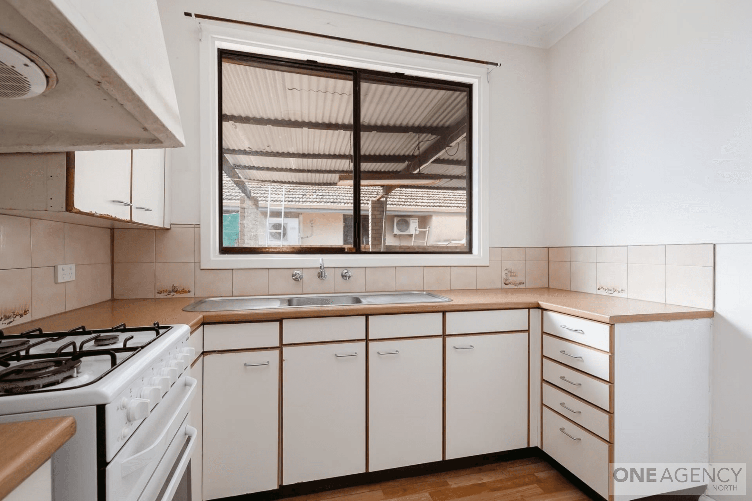 73 Arkana Road, Westminster, Westminster - Thumbnail 3