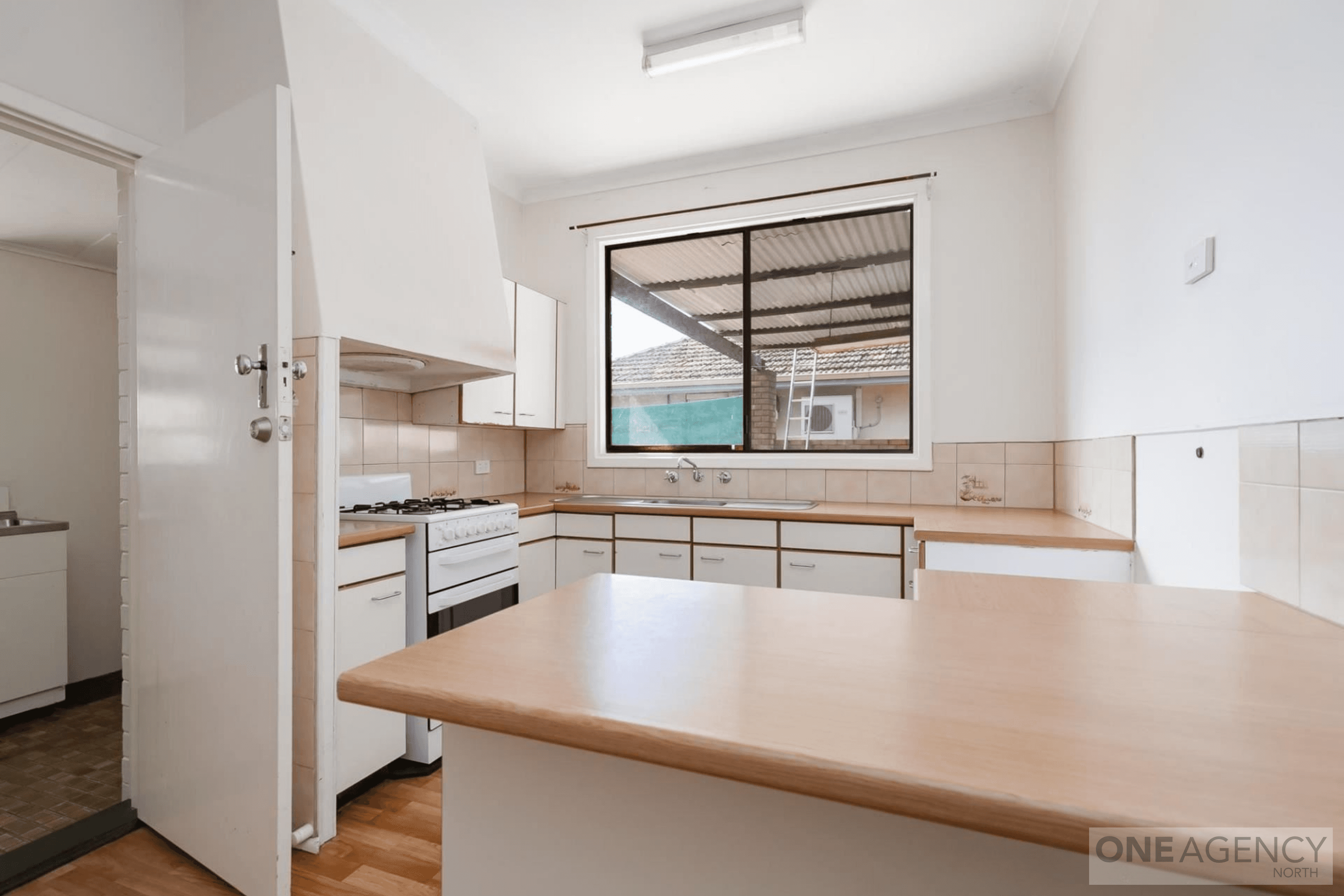 73 Arkana Road, Westminster, Westminster - Thumbnail 6