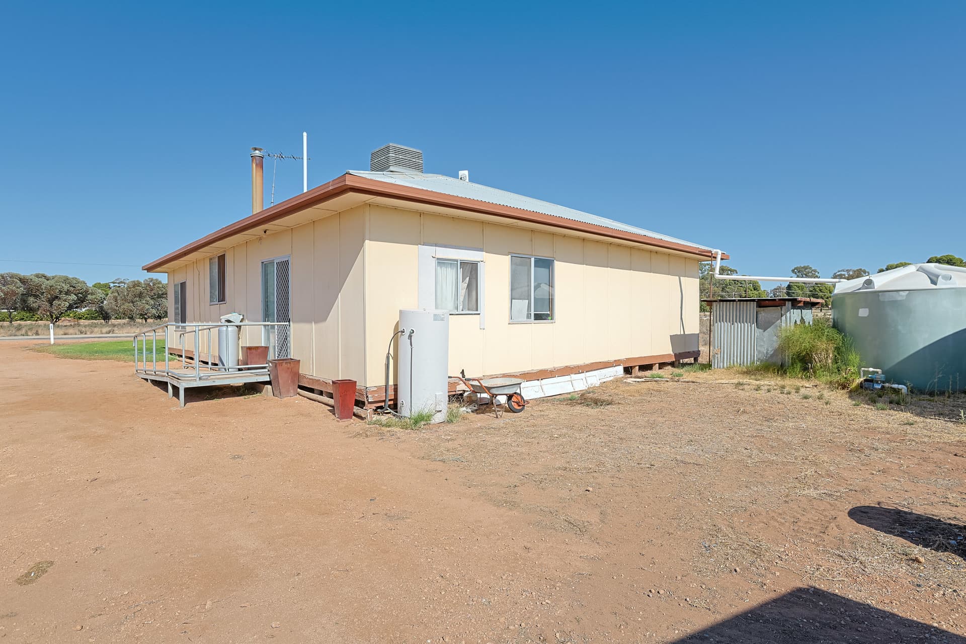 27 Ryan Road, Robinvale, Robinvale - Thumbnail 3