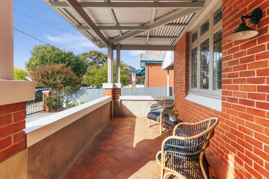 28 GORMLY Avenue, Wagga Wagga, Wagga Wagga - Thumbnail 3