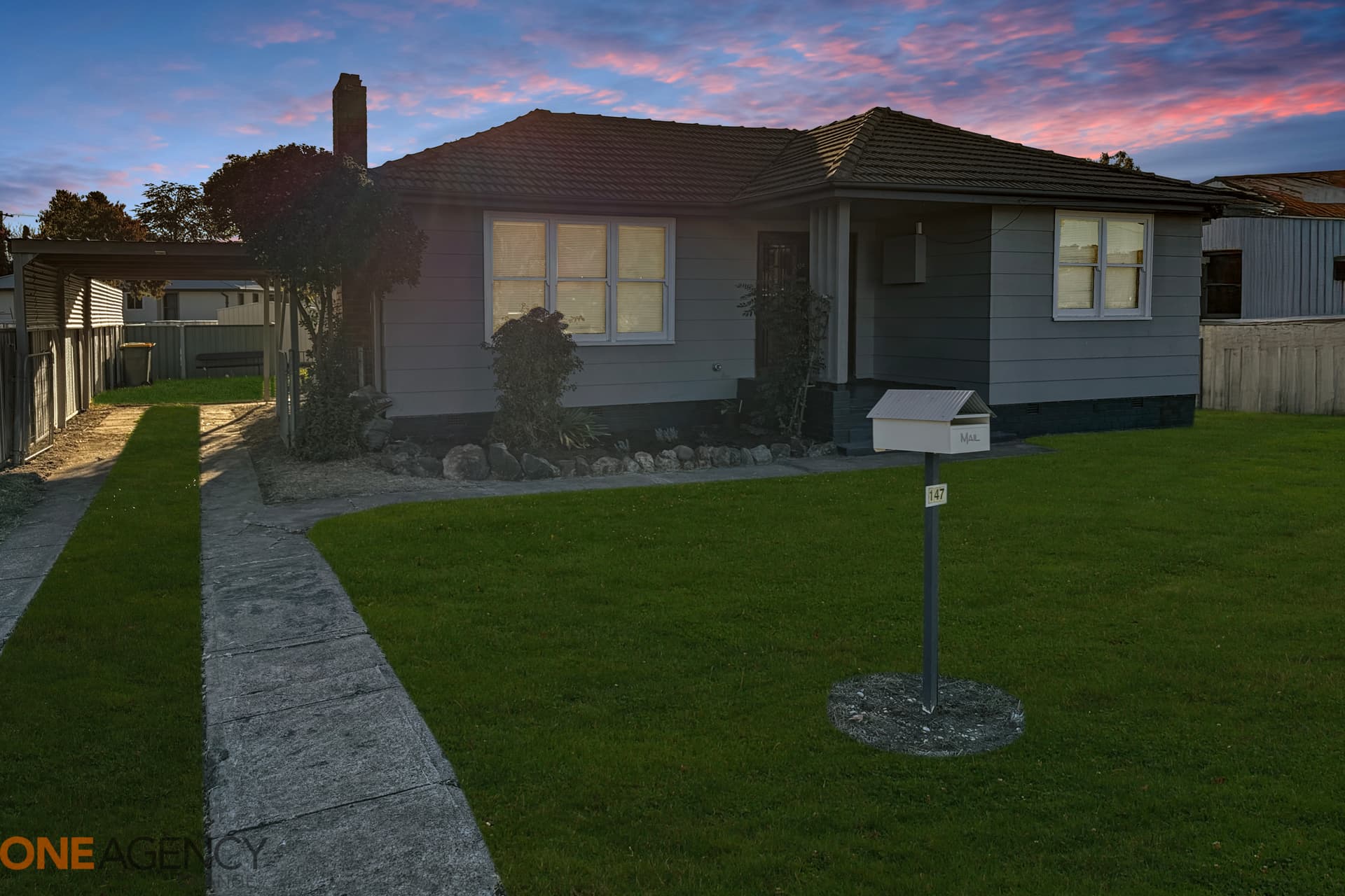 147 Lone Pine Avenue, Orange, Orange - Image 1